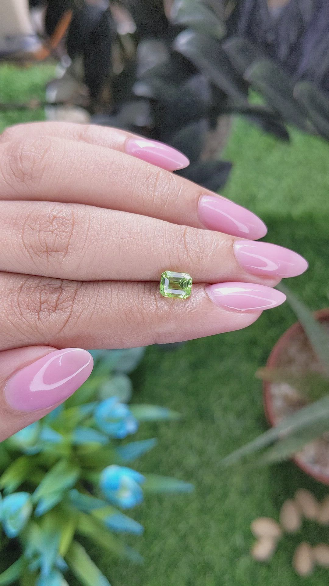 1.13 Ct. Green (Lime Green) Peridot from Tanzania Size Video