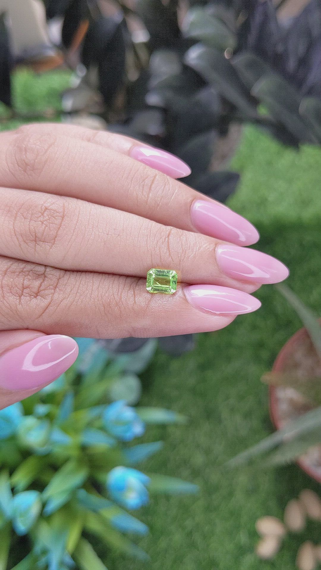 0.93 Ct. Green (Lime Green) Peridot from Tanzania Size Video