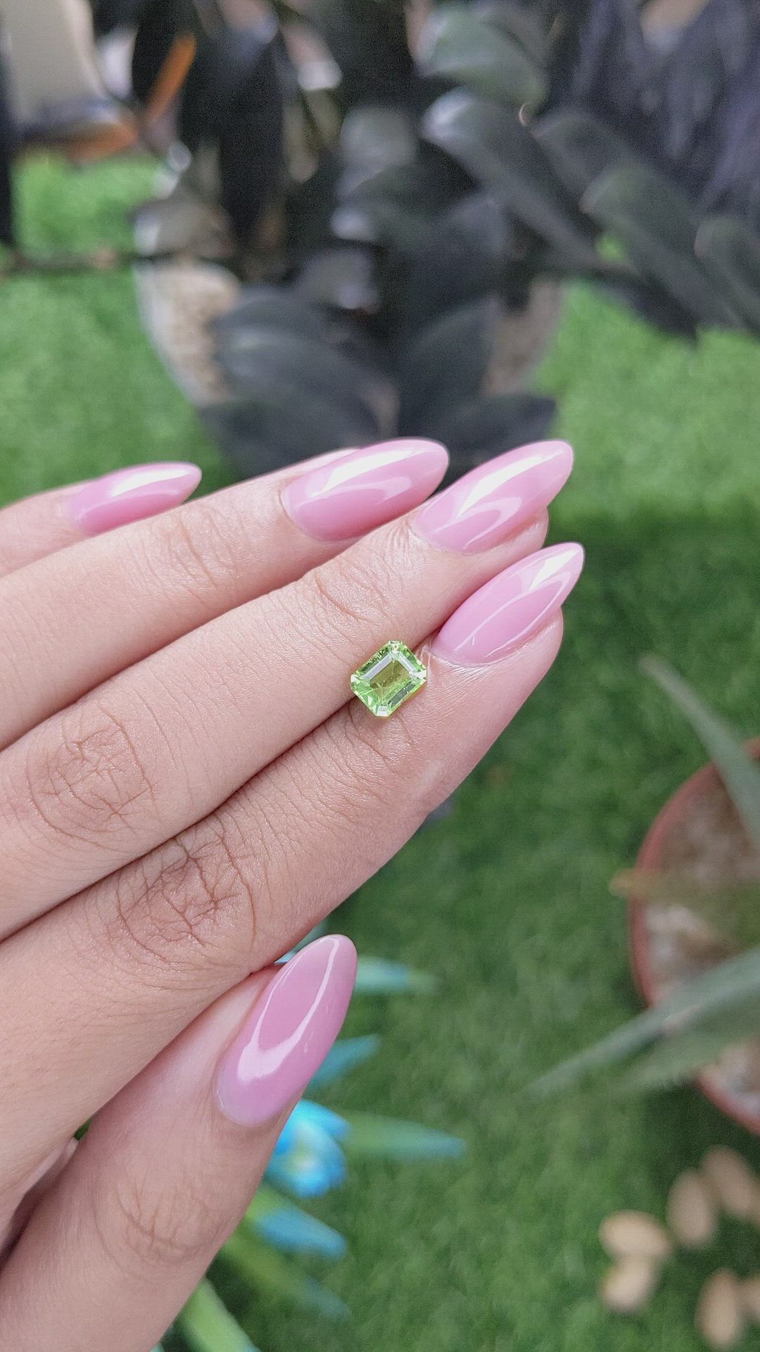 0.93 Ct. Green (Lime Green) Peridot from Tanzania Size Video
