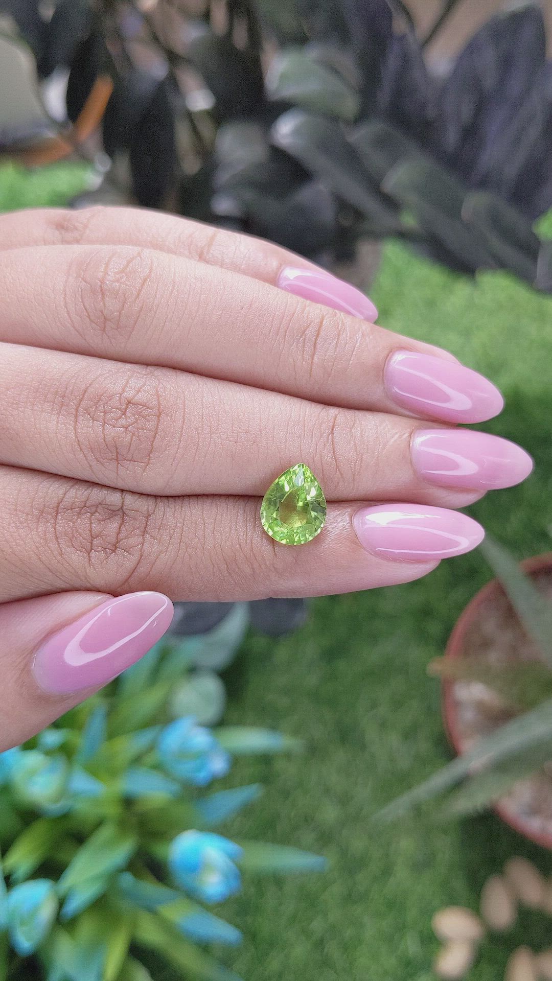 2.92 Ct. Green (Lime Green) Peridot from Tanzania Size Video
