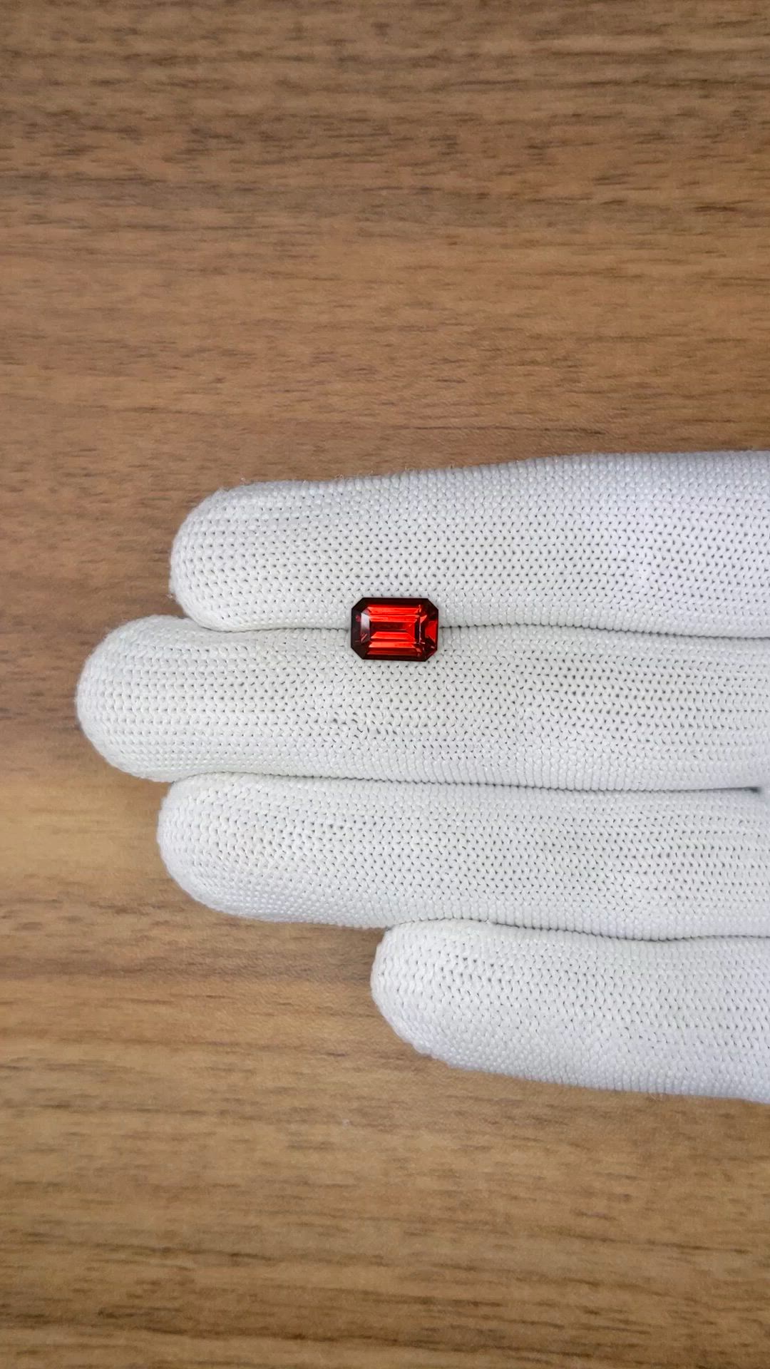 2.40 Ct. Red Garnet from Ceylon (Sri Lanka) Size Video