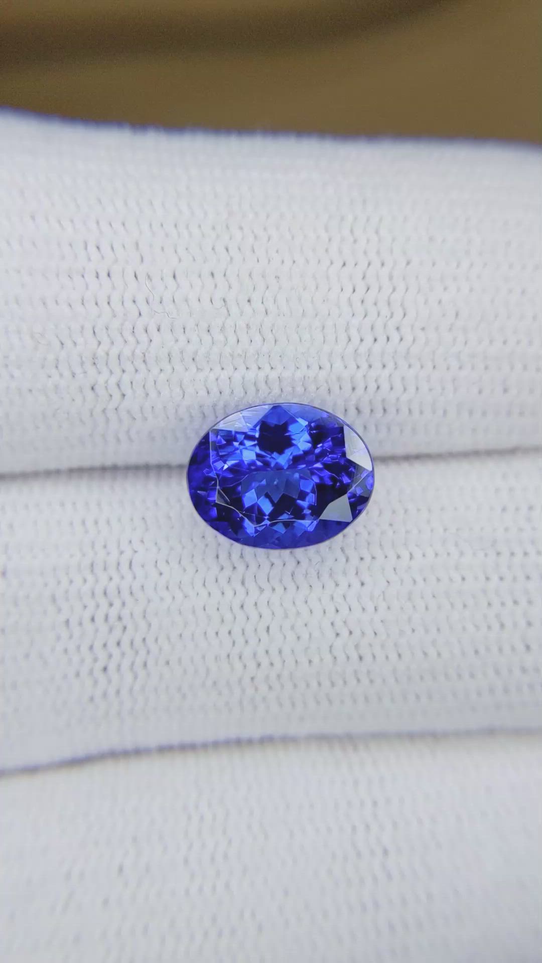 3.85 Ct. Blue Tanzanite from Tanzania Size Video