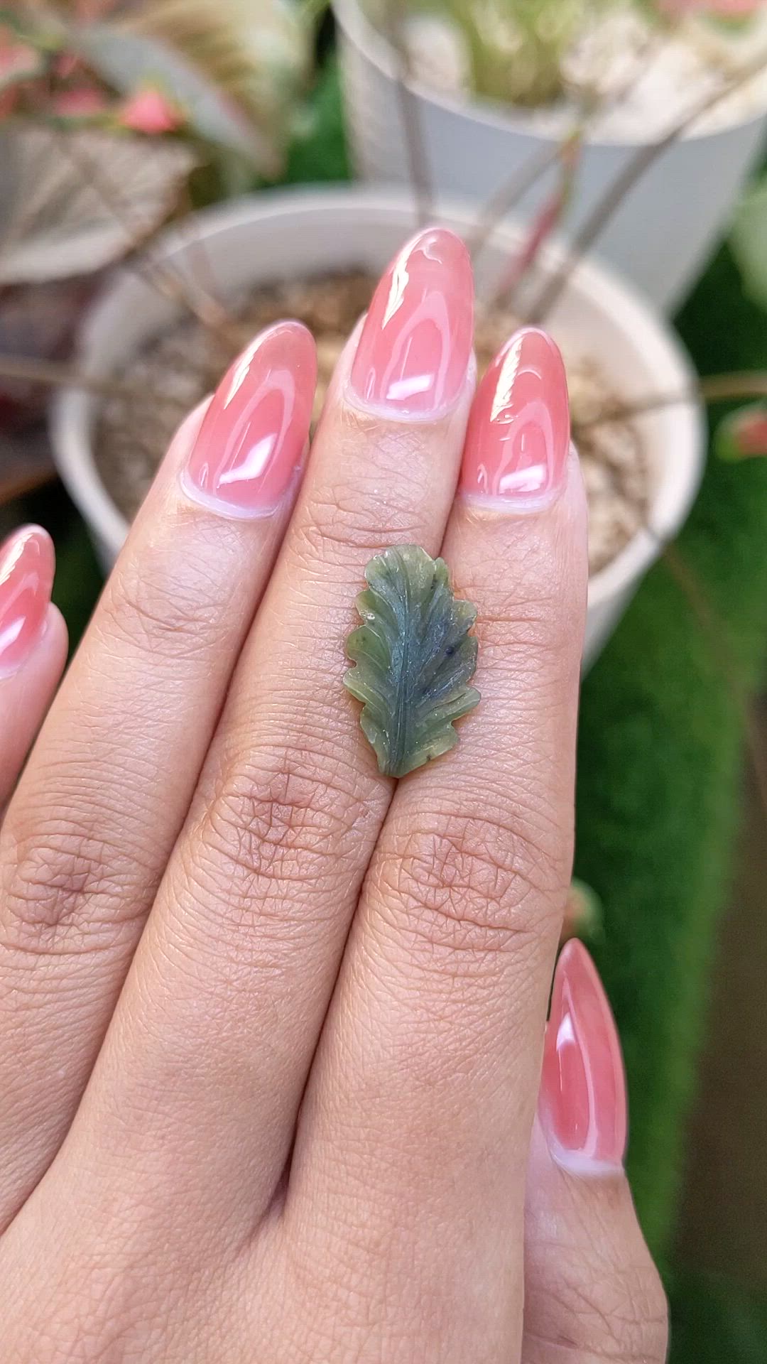 4.65 Ct. Green Jade from Burma (Myanmar) Size Video