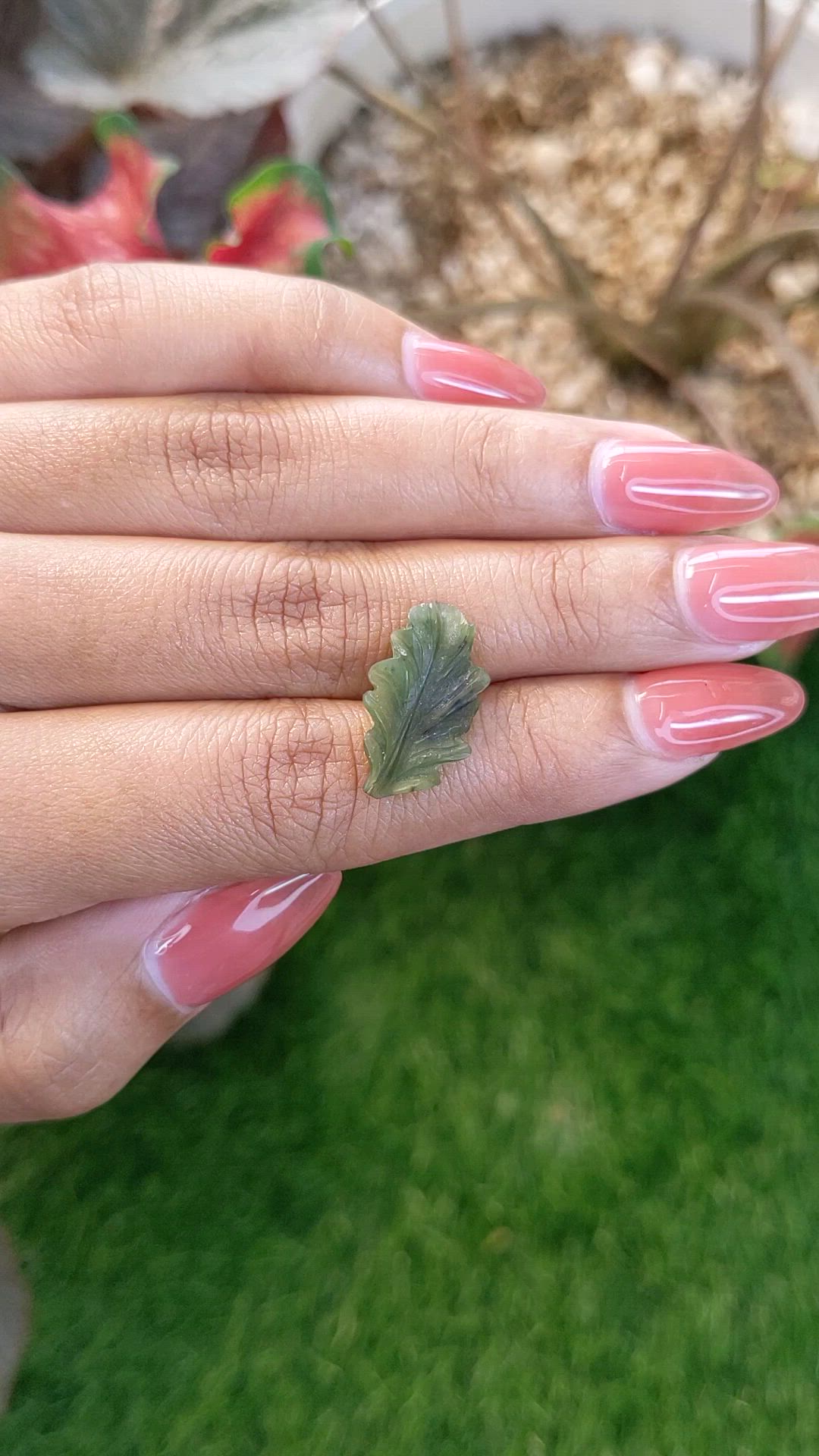 4.65 Ct. Green Jade from Burma (Myanmar) Size Video