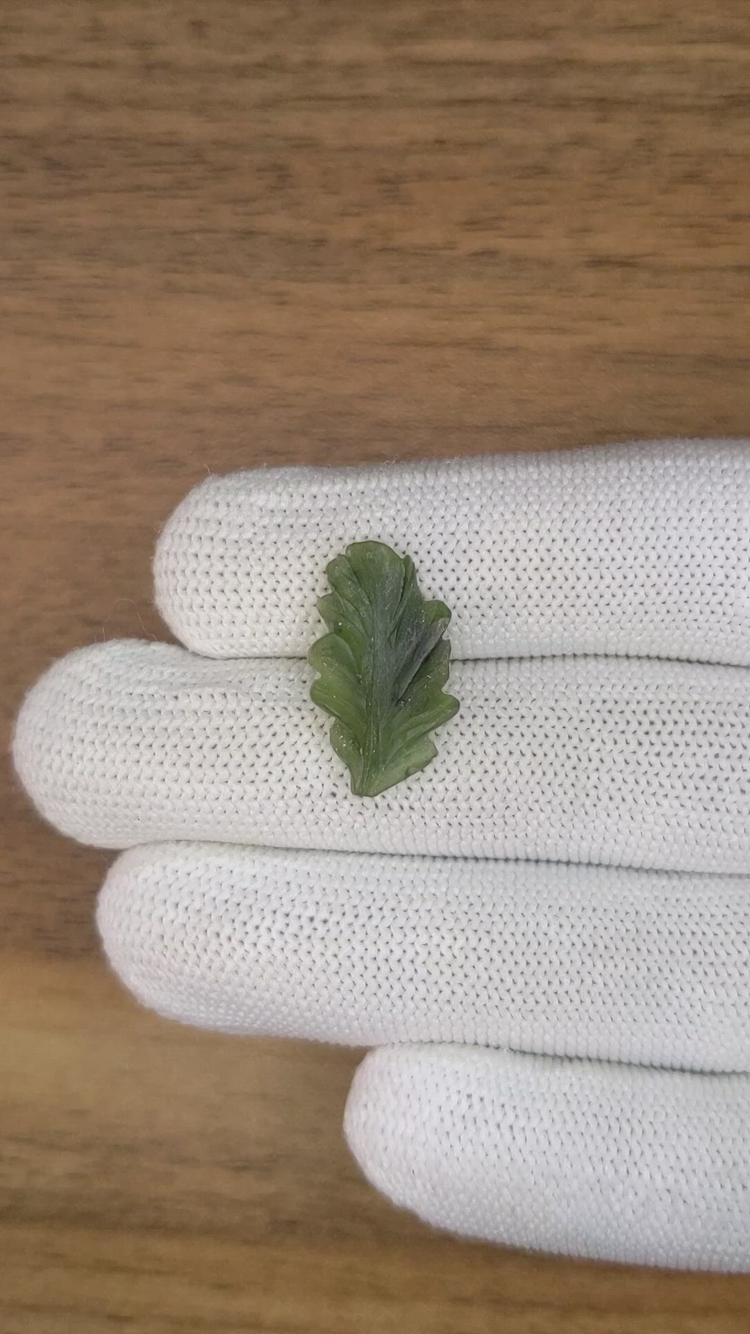 4.65 Ct. Green Jade from Burma (Myanmar) Size Video