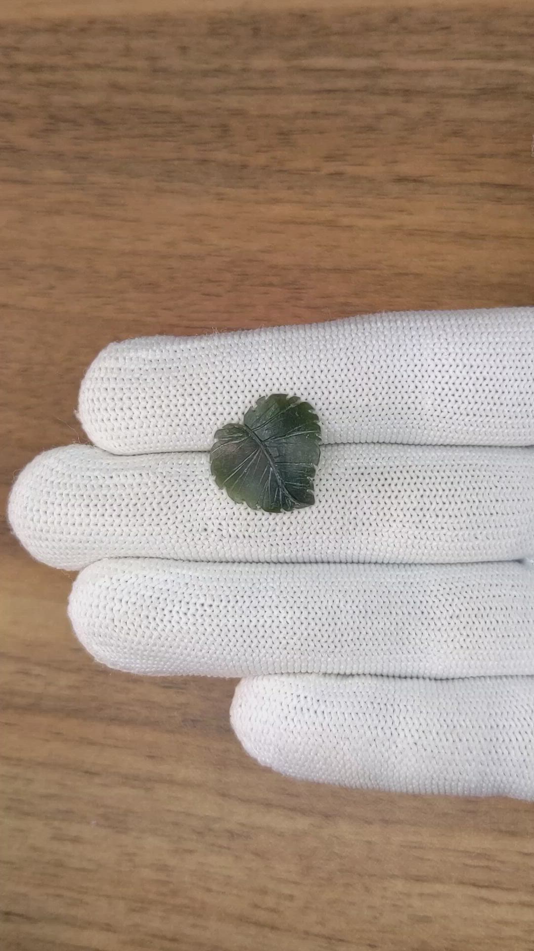 4.40 Ct. Green Jade from Burma (Myanmar) Size Video