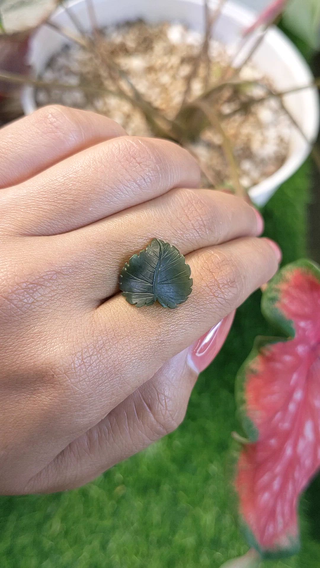 4.40 Ct. Green Jade from Burma (Myanmar) Size Video
