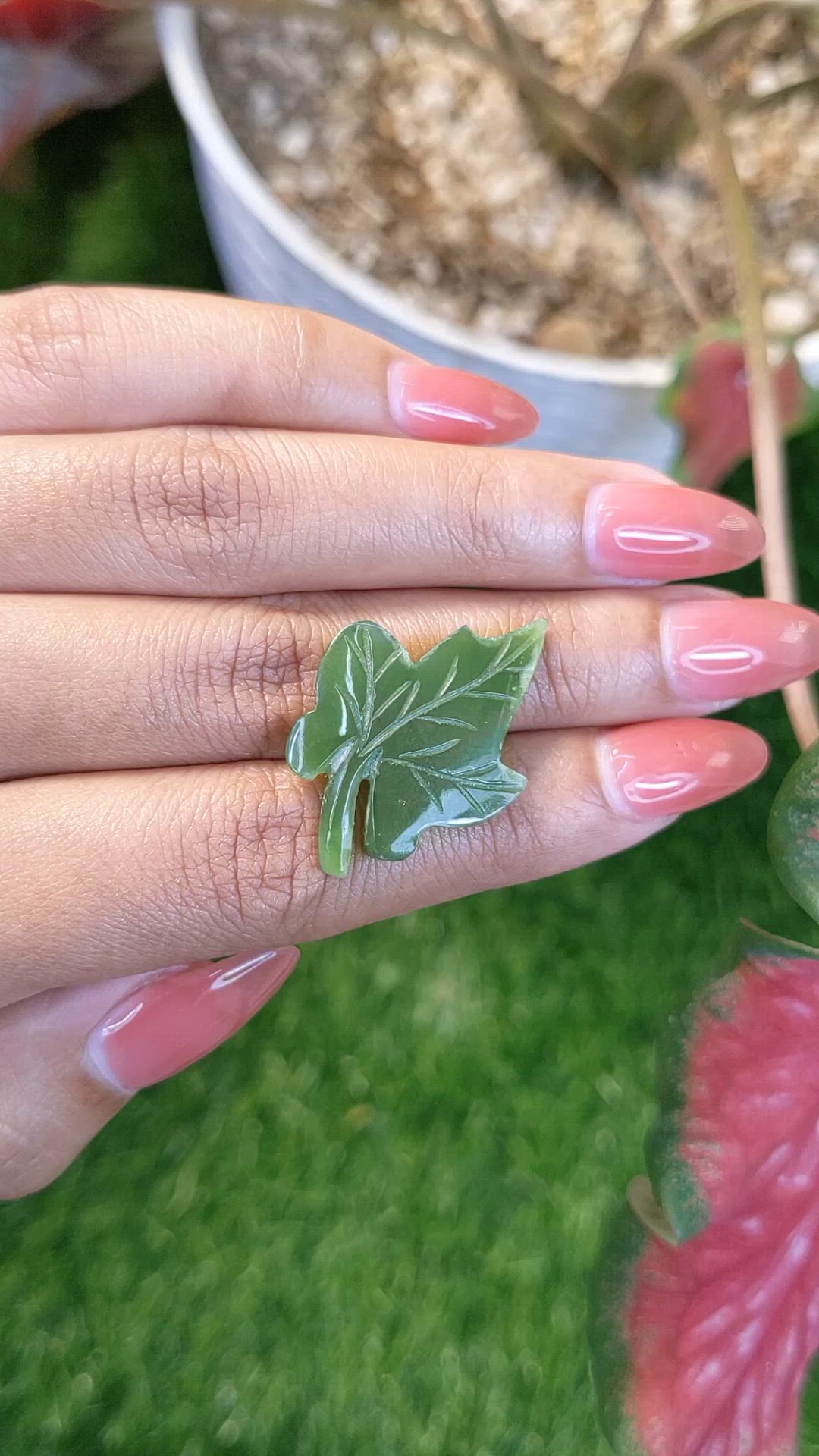 16.91 Ct. Green Jade from Burma (Myanmar) Size Video