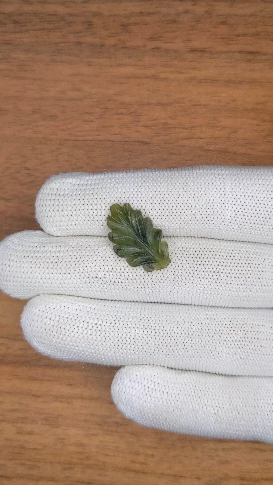 4.92 Ct. Green Jade from Burma (Myanmar) Size Video