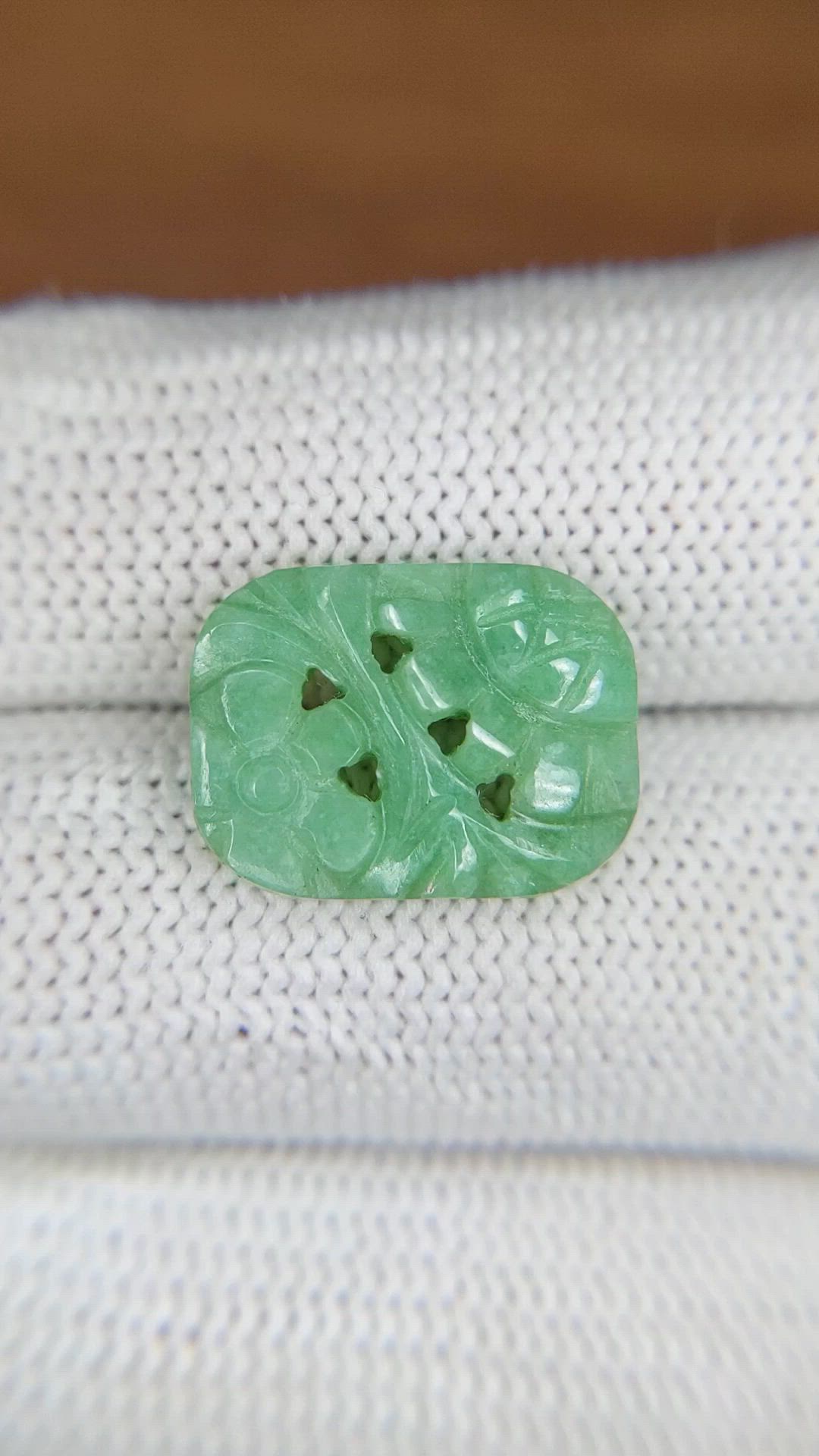 6.02 Ct. Green Jade from Burma (Myanmar) Size Video