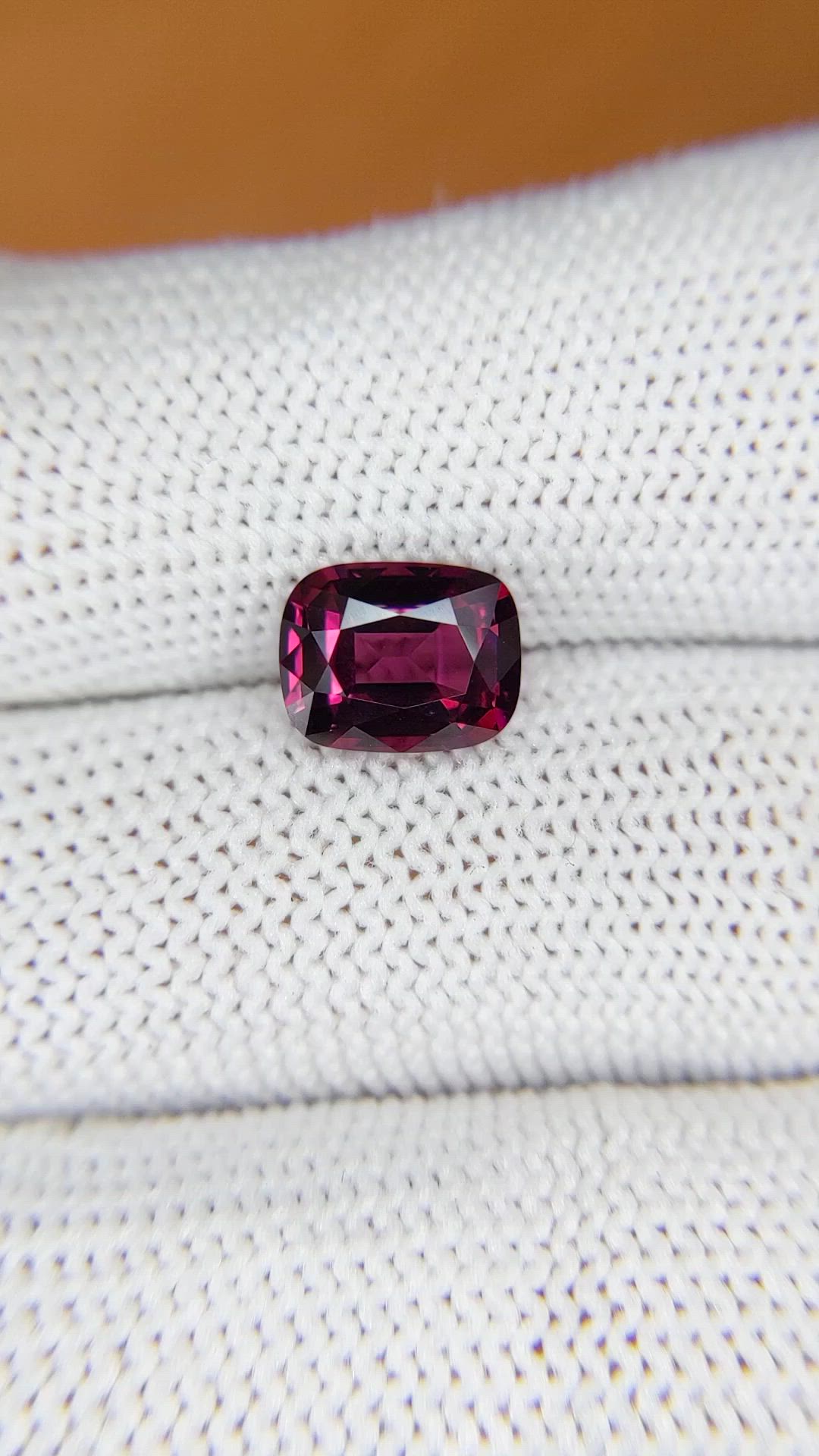2.40 Ct. Purplish Pink Rhodolite Garnet from Ceylon (Sri Lanka) Size Video