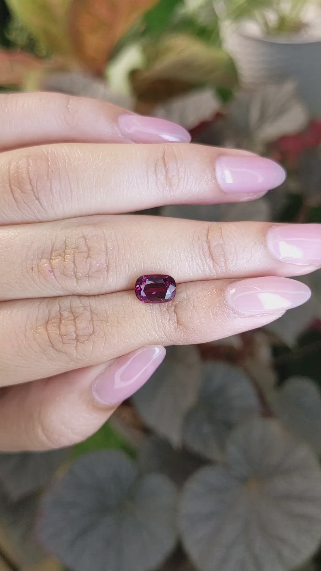 2.14 Ct. Pinkish Purple Rhodolite Garnet from Ceylon (Sri Lanka) Size Video