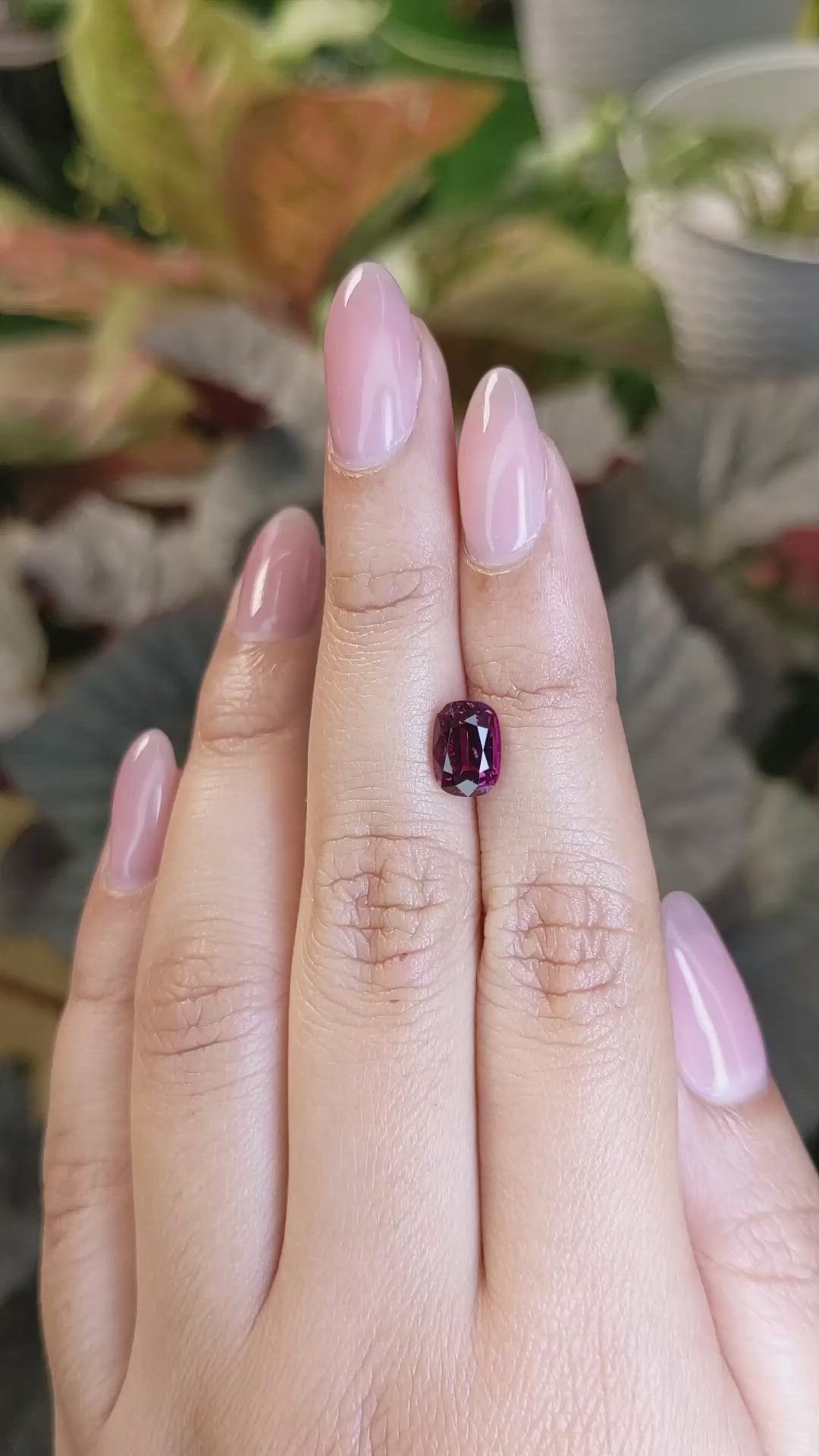 2.14 Ct. Pinkish Purple Rhodolite Garnet from Ceylon (Sri Lanka) Size Video