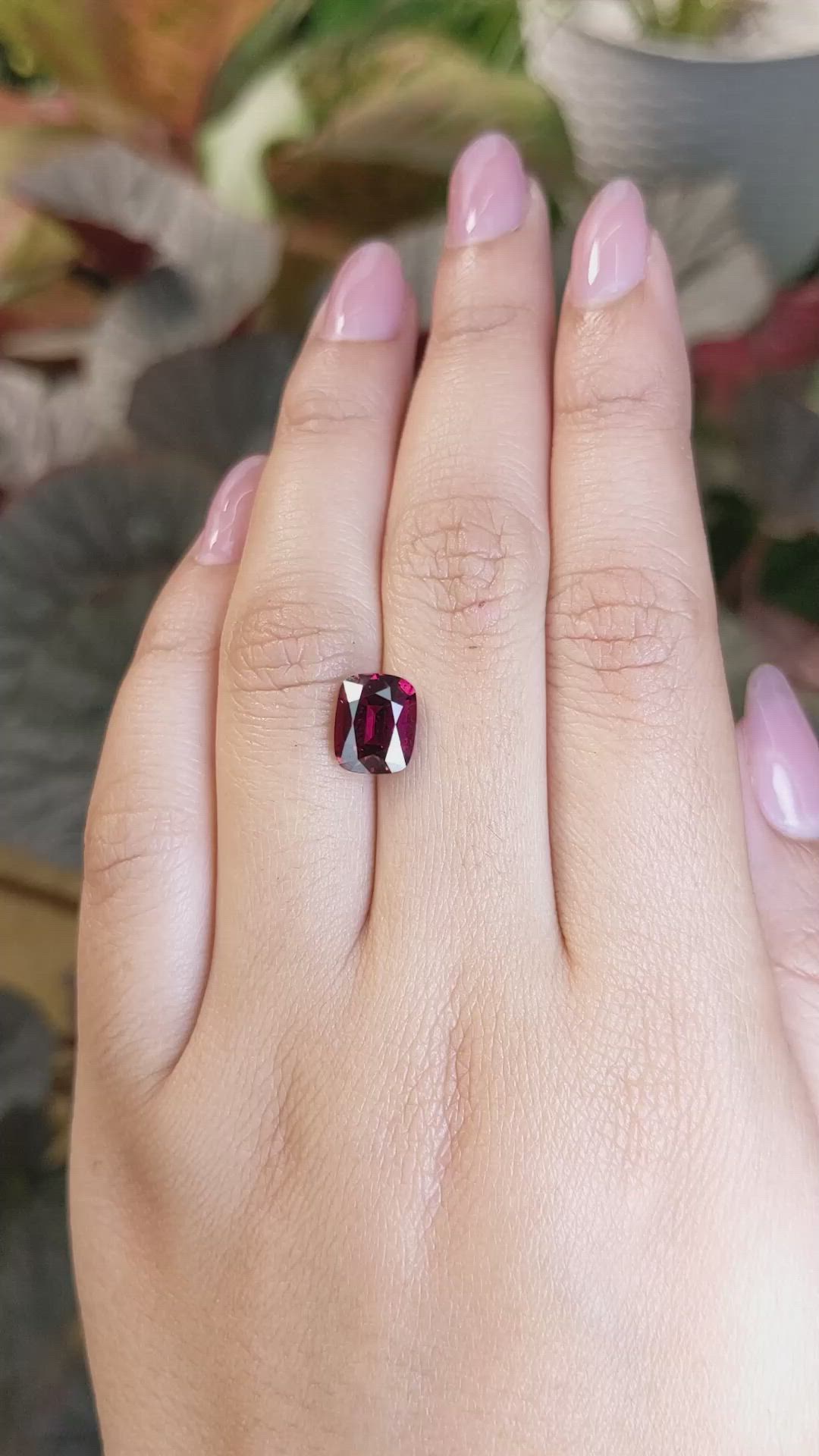 3.20 Ct. Purplish Red Rhodolite Garnet from Ceylon (Sri Lanka) Size Video