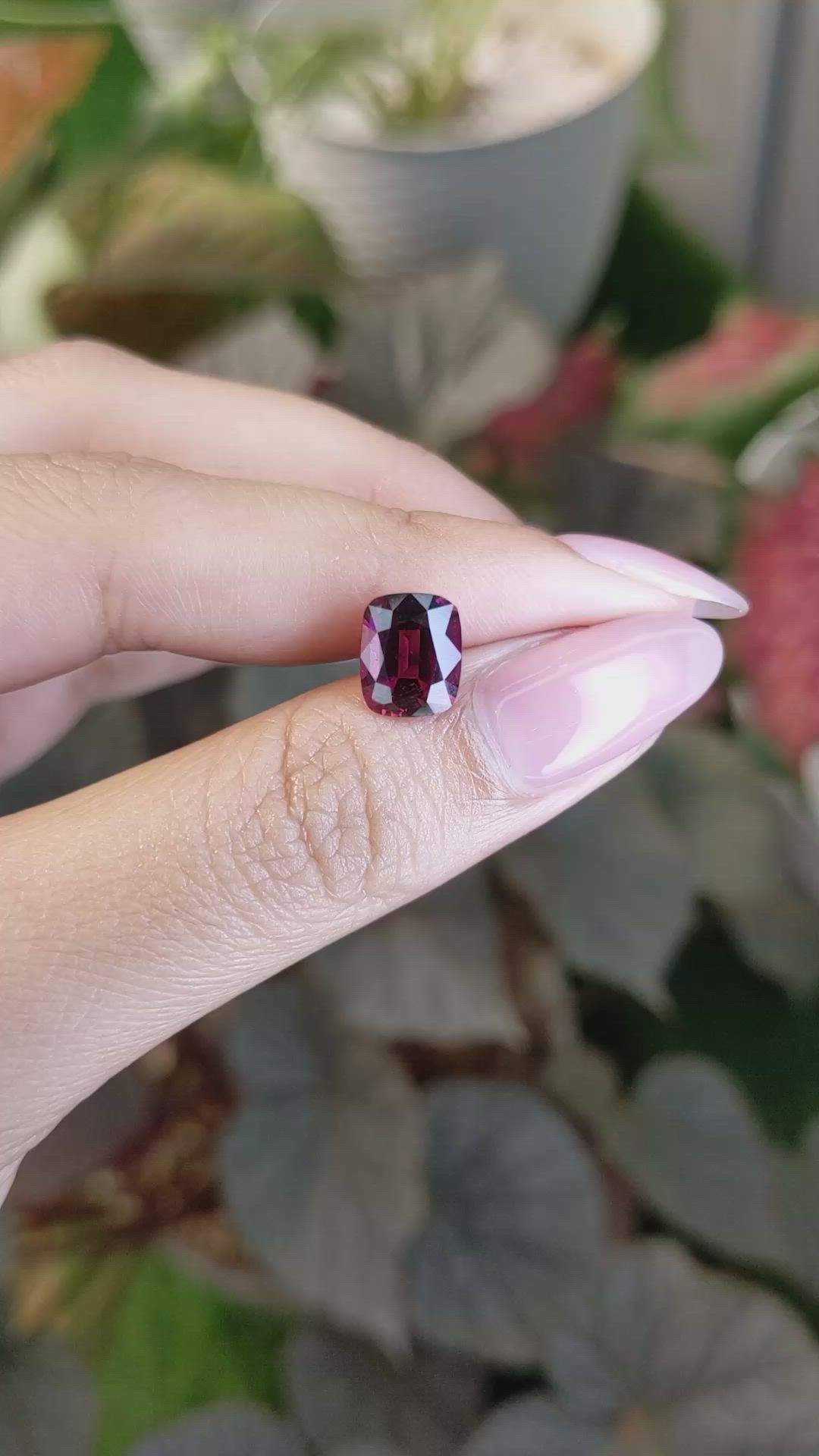 3.20 Ct. Purplish Red Rhodolite Garnet from Ceylon (Sri Lanka) Size Video