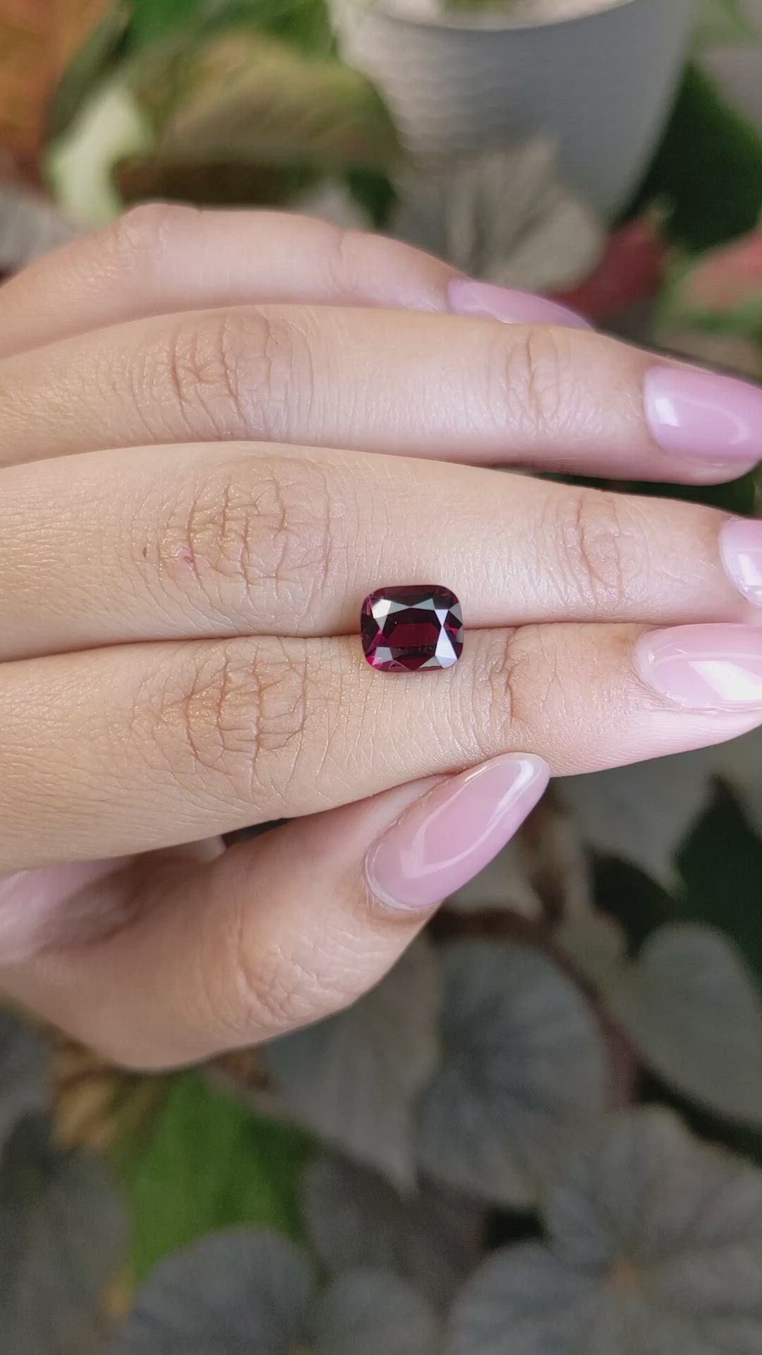 3.06 Ct. Purplish Red Rhodolite Garnet from Ceylon (Sri Lanka) Size Video