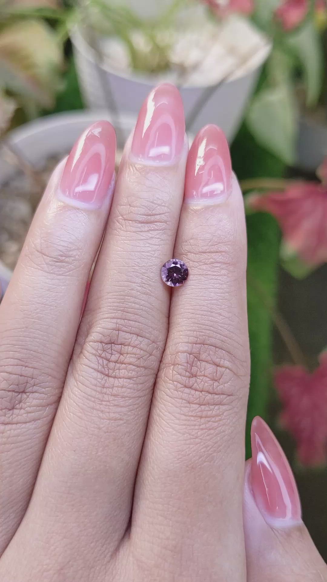 0.50 Ct. Pinkish Purple Spinel from Ceylon (Sri Lanka) Size Video