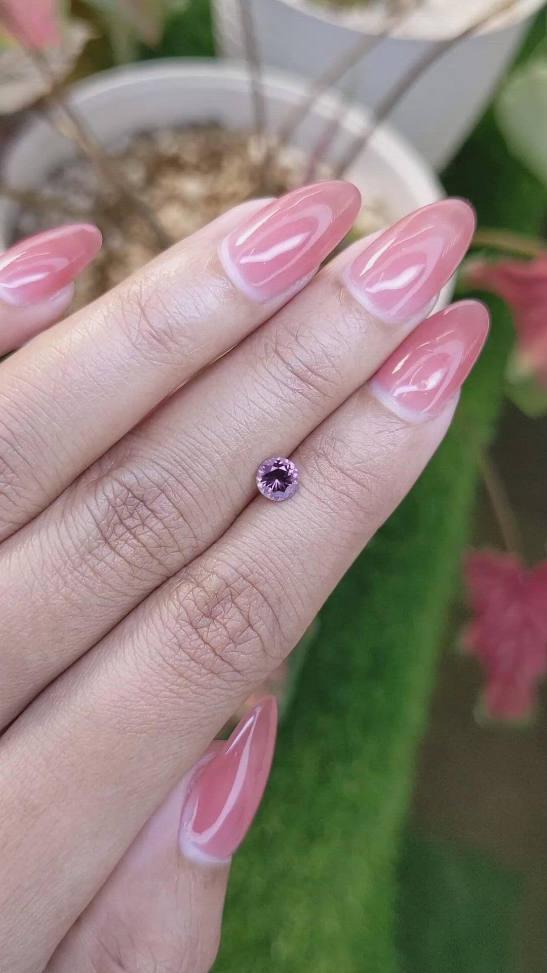 0.50 Ct. Pinkish Purple Spinel from Ceylon (Sri Lanka) Size Video