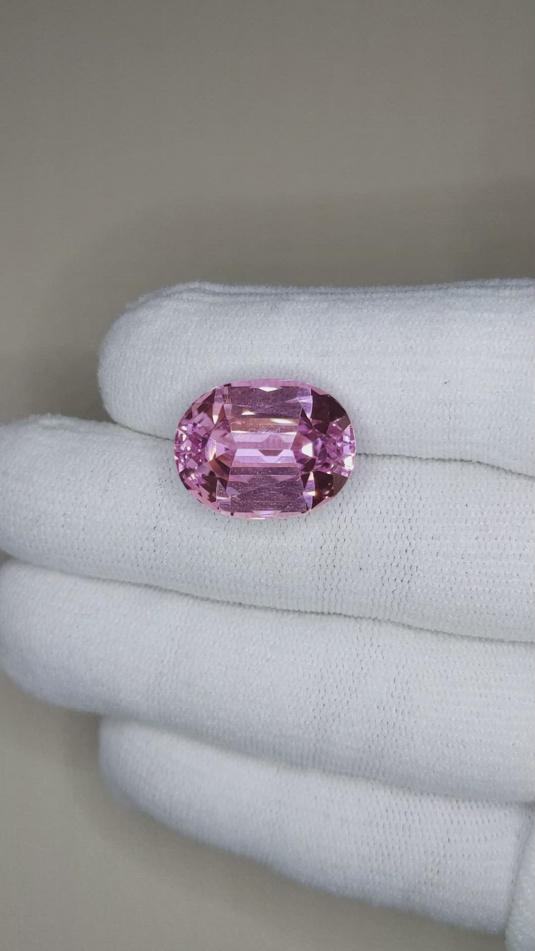 20.84 Ct. Pink Kunzite from Afghanistan Size Video