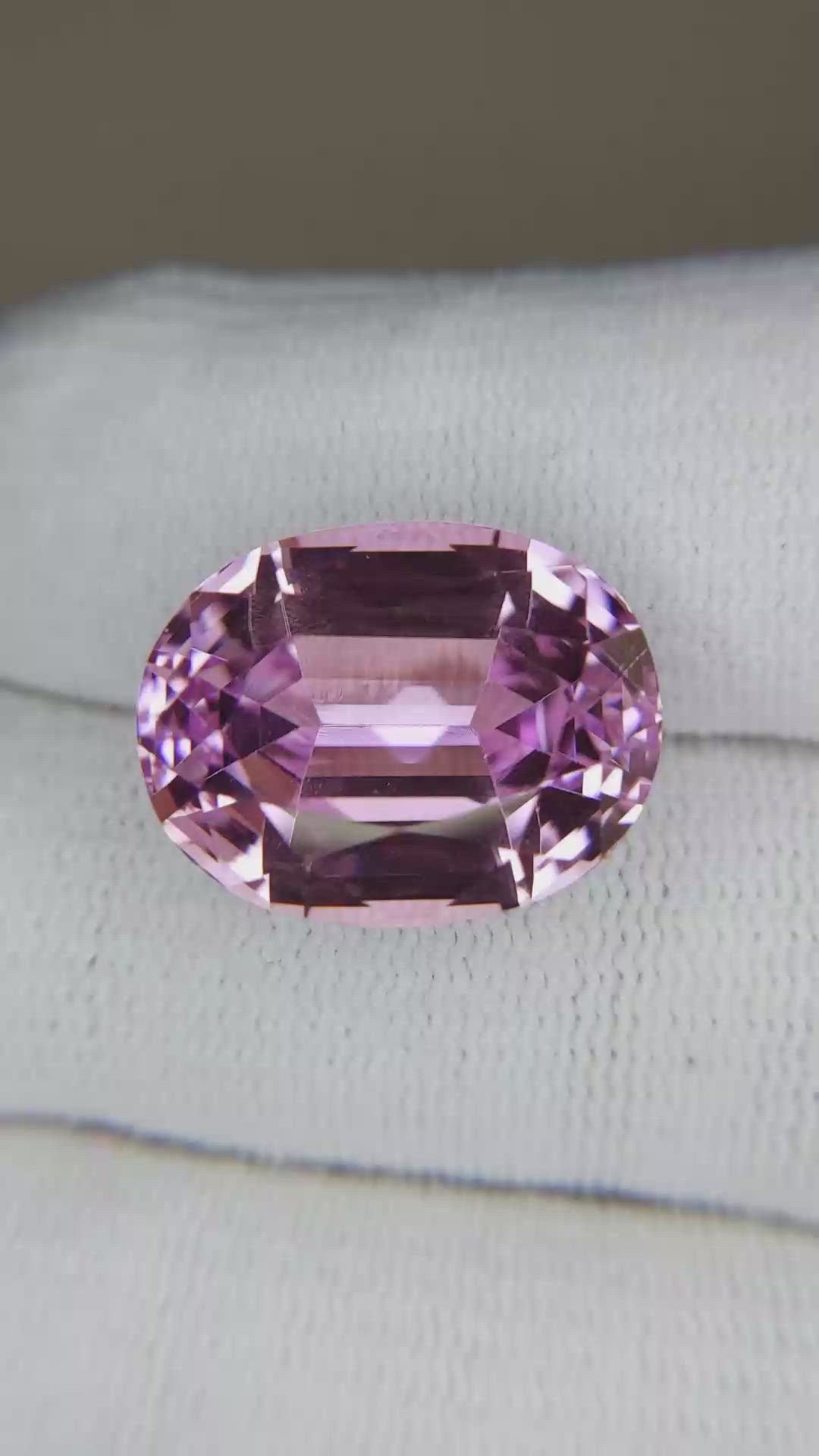 20.84 Ct. Pink Kunzite from Afghanistan Size Video