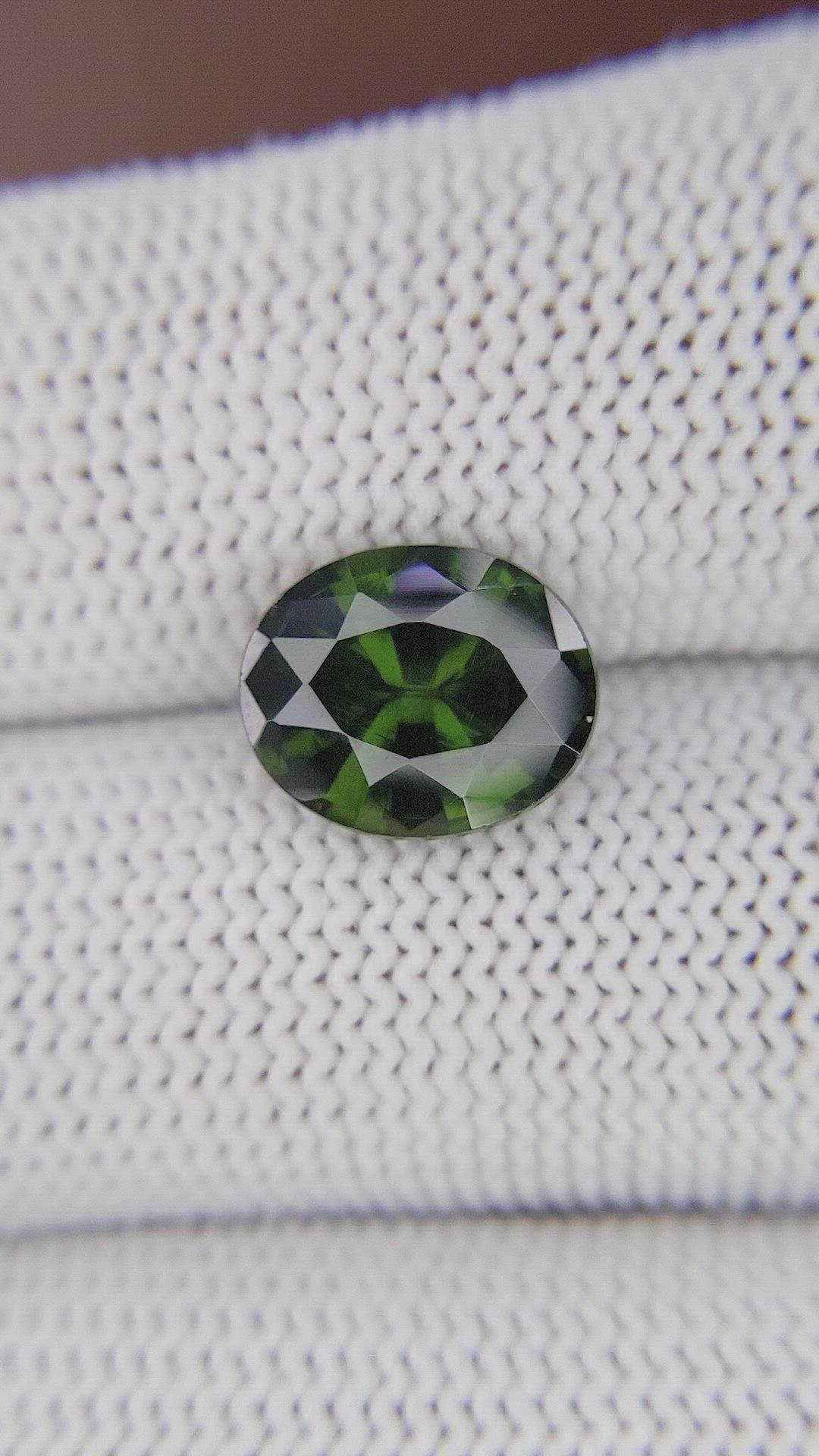 4.50 Ct. Green Zircon from Ceylon (Sri Lanka) Size Video