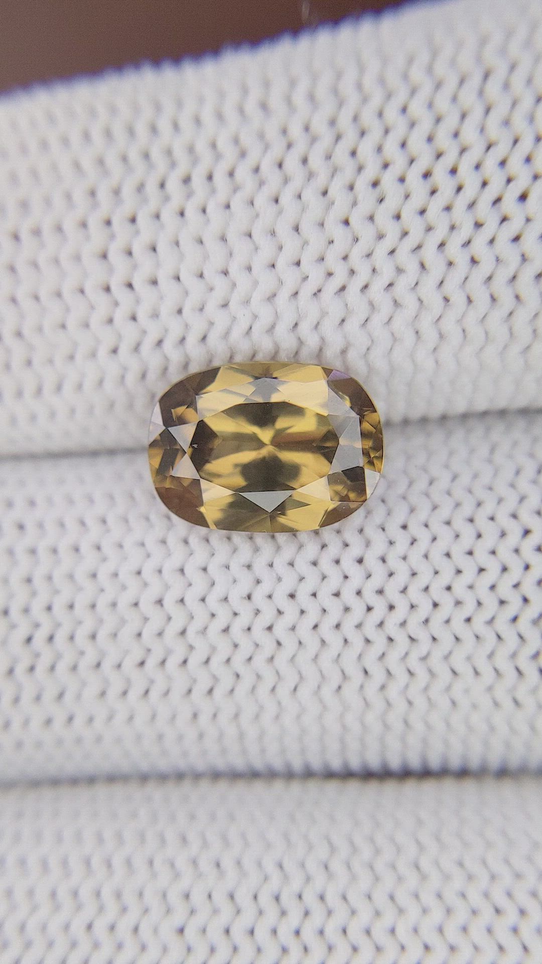 4.50 Ct. Orangish Brown Zircon from Ceylon (Sri Lanka) Size Video