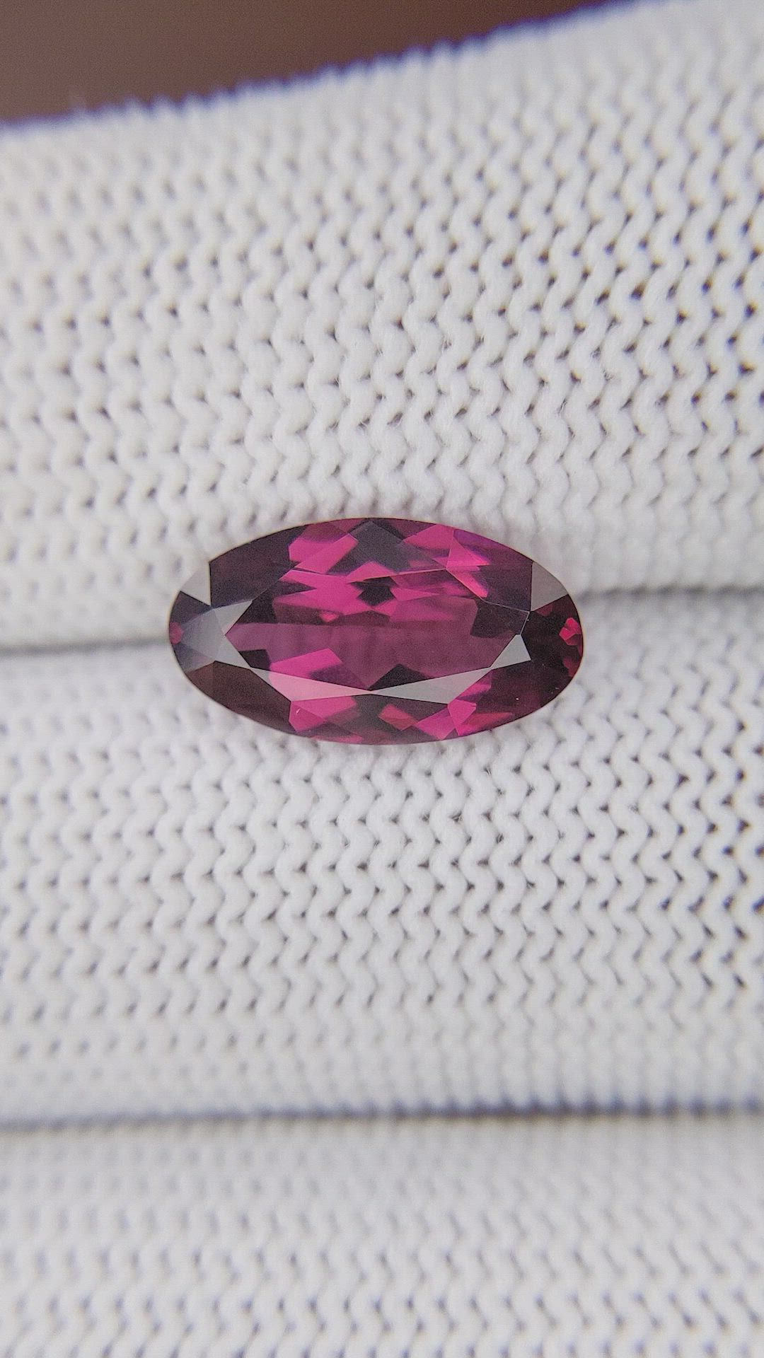 3.59 Ct. Purplish Pink Rhodolite Garnet from Ceylon (Sri Lanka) Size Video