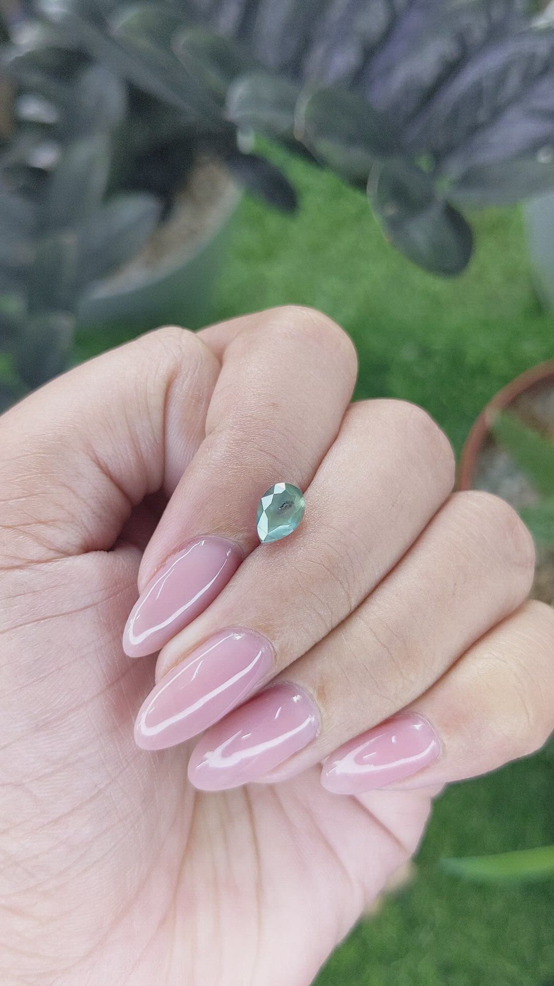 1.28 Ct. Alexandrite from Ceylon (Sri Lanka) Size Video
