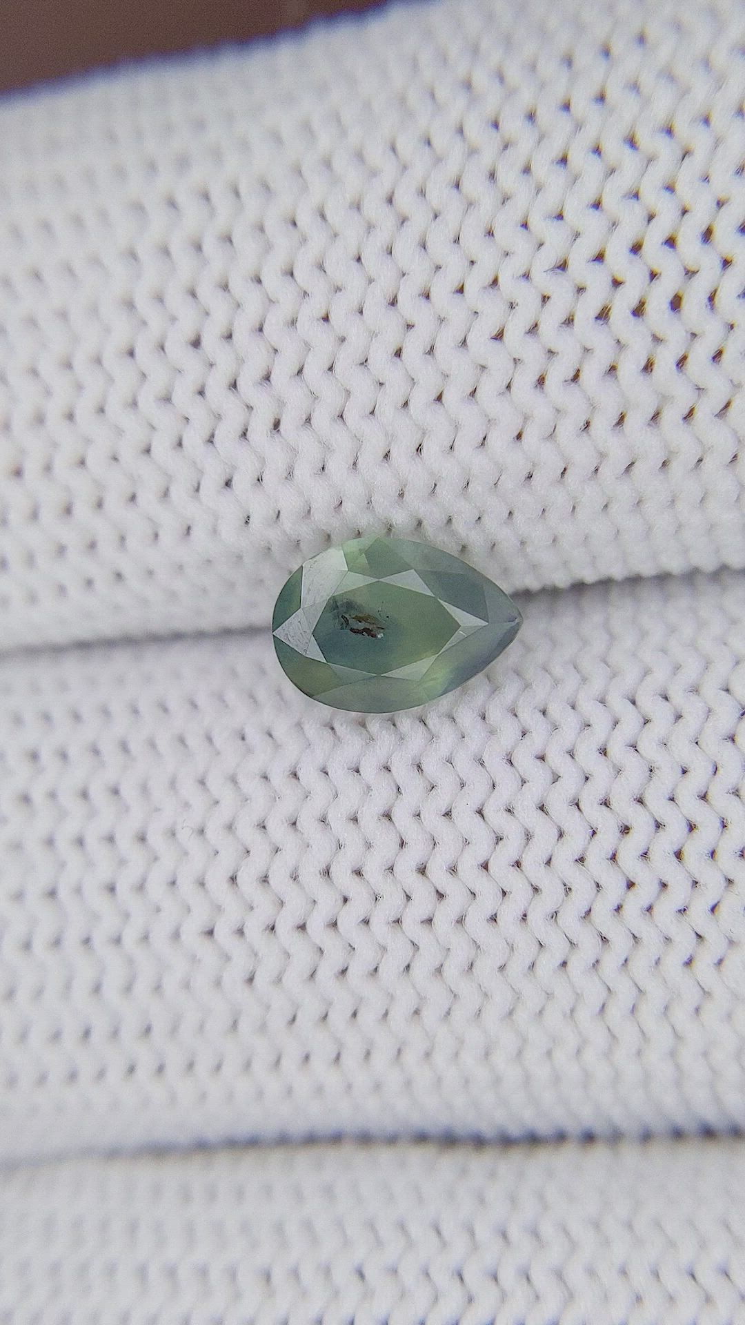 1.28 Ct. Alexandrite from Ceylon (Sri Lanka) Size Video