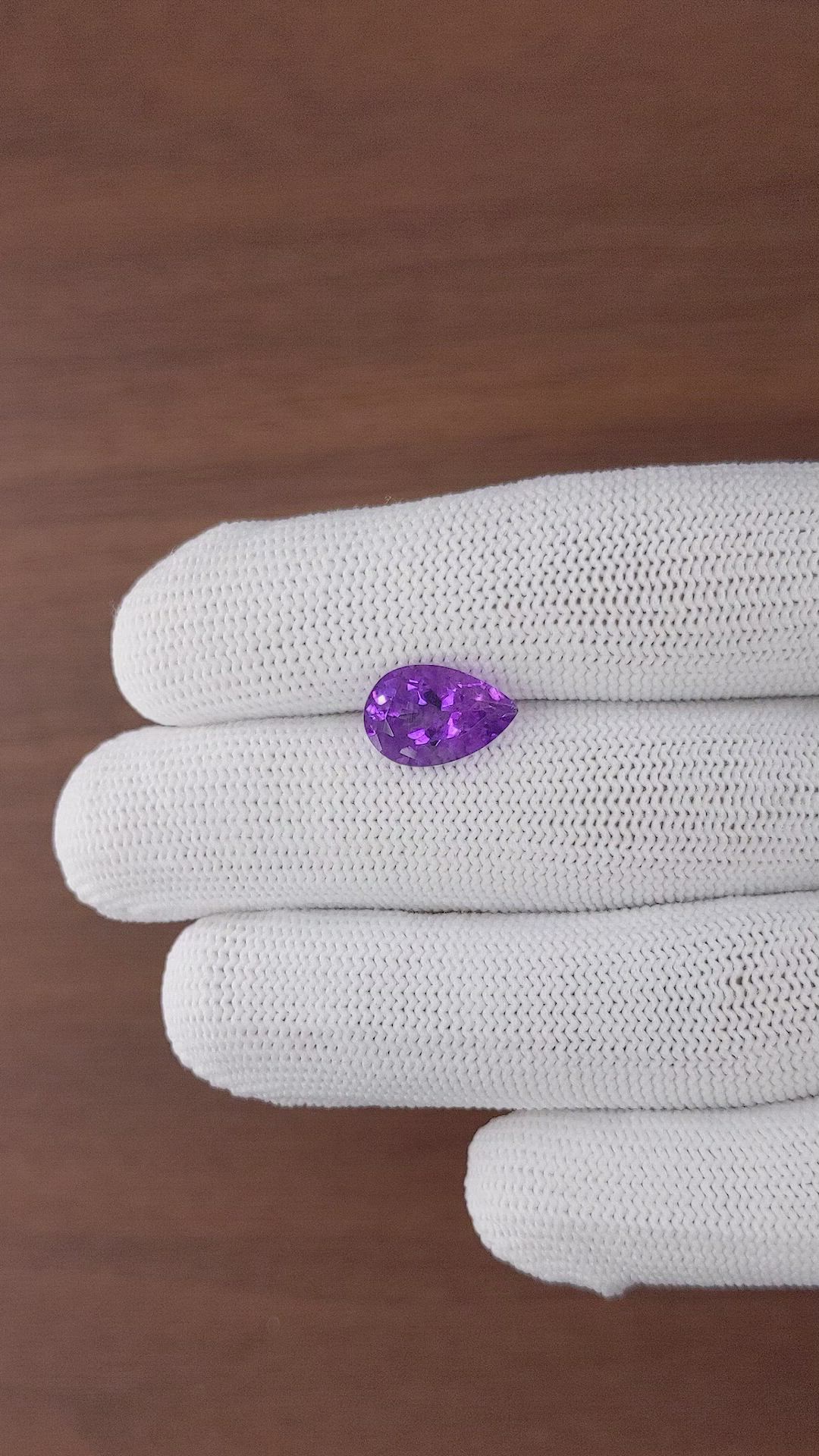 3.30 Ct. Purple Amethyst from Ceylon (Sri Lanka) Size Video