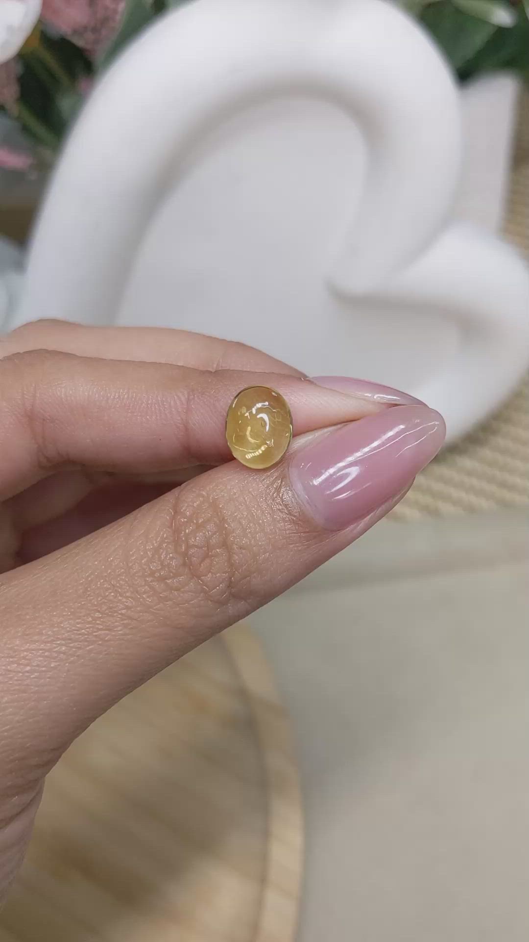 2.67 Ct. Yellow Cabochon Citrine from Ceylon (Sri Lanka) Size Video