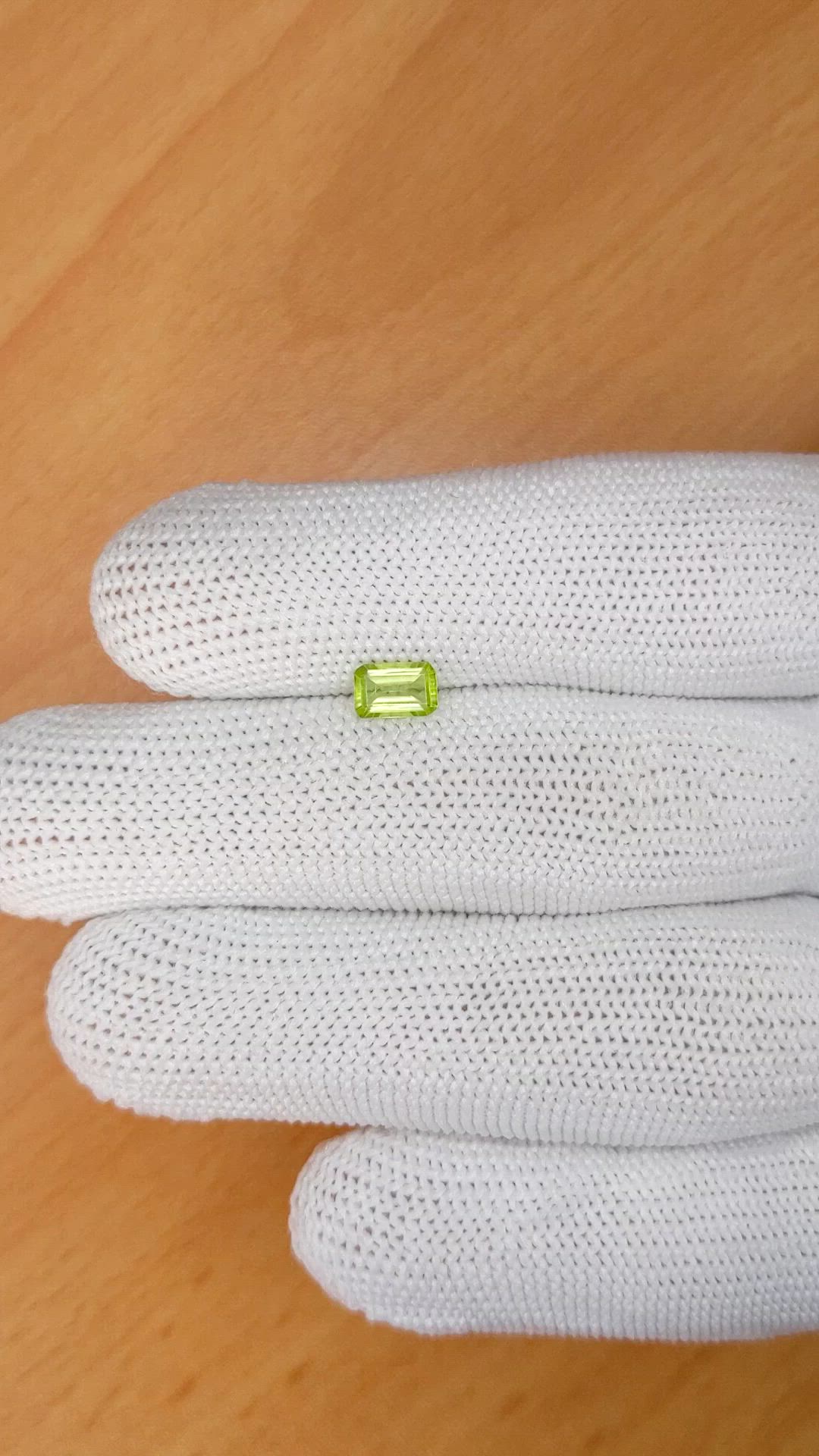 0.60 Ct. Yellowish Green Peridot from Ceylon (Sri Lanka) Size Video