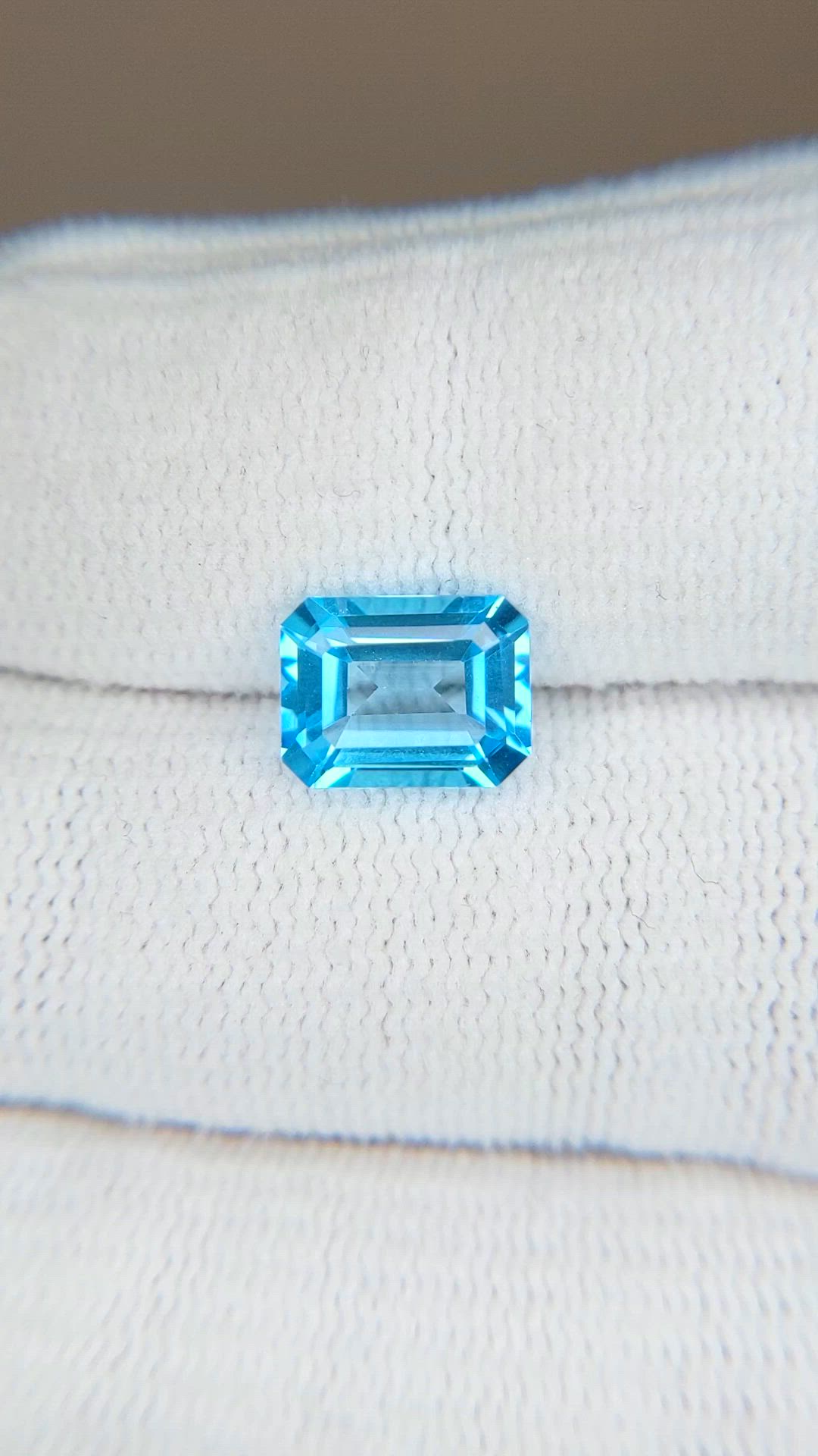 2.64 Ct. Sky Blue Topaz from Brazil Size Video