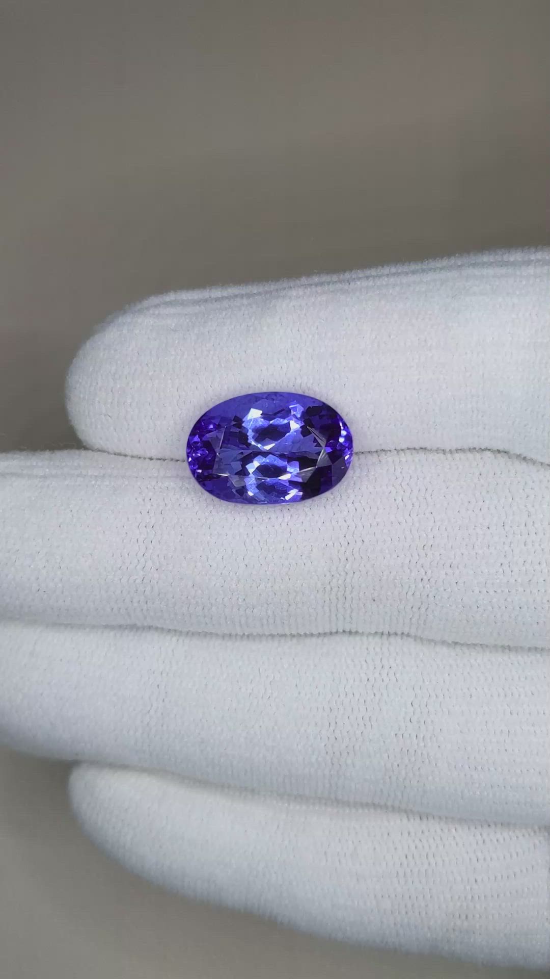 9.39 Ct. Violetish Blue Tanzanite from Tanzania Size Video