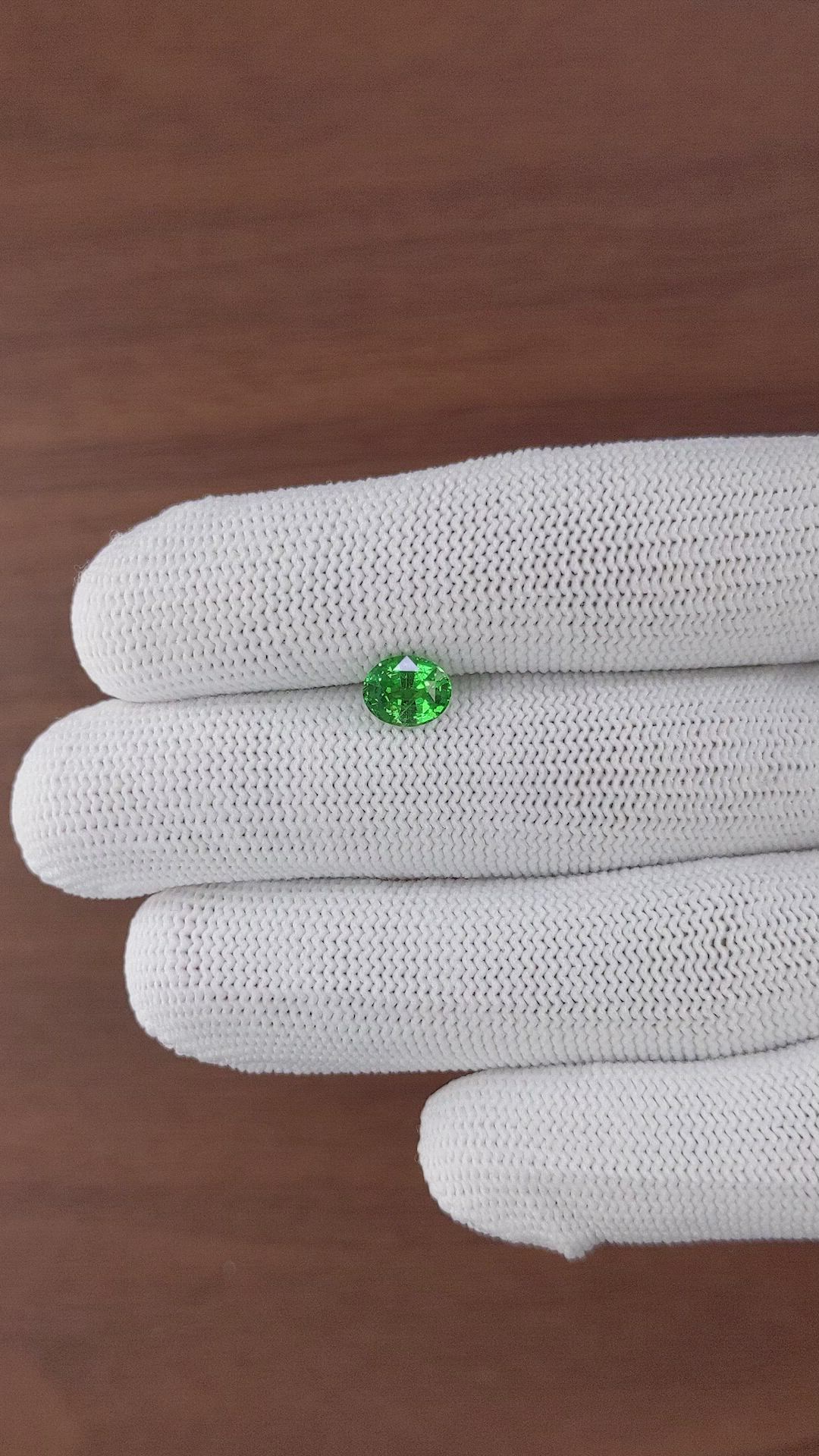 1.25 Ct. Tsavorite Garnet from Tanzania Size Video
