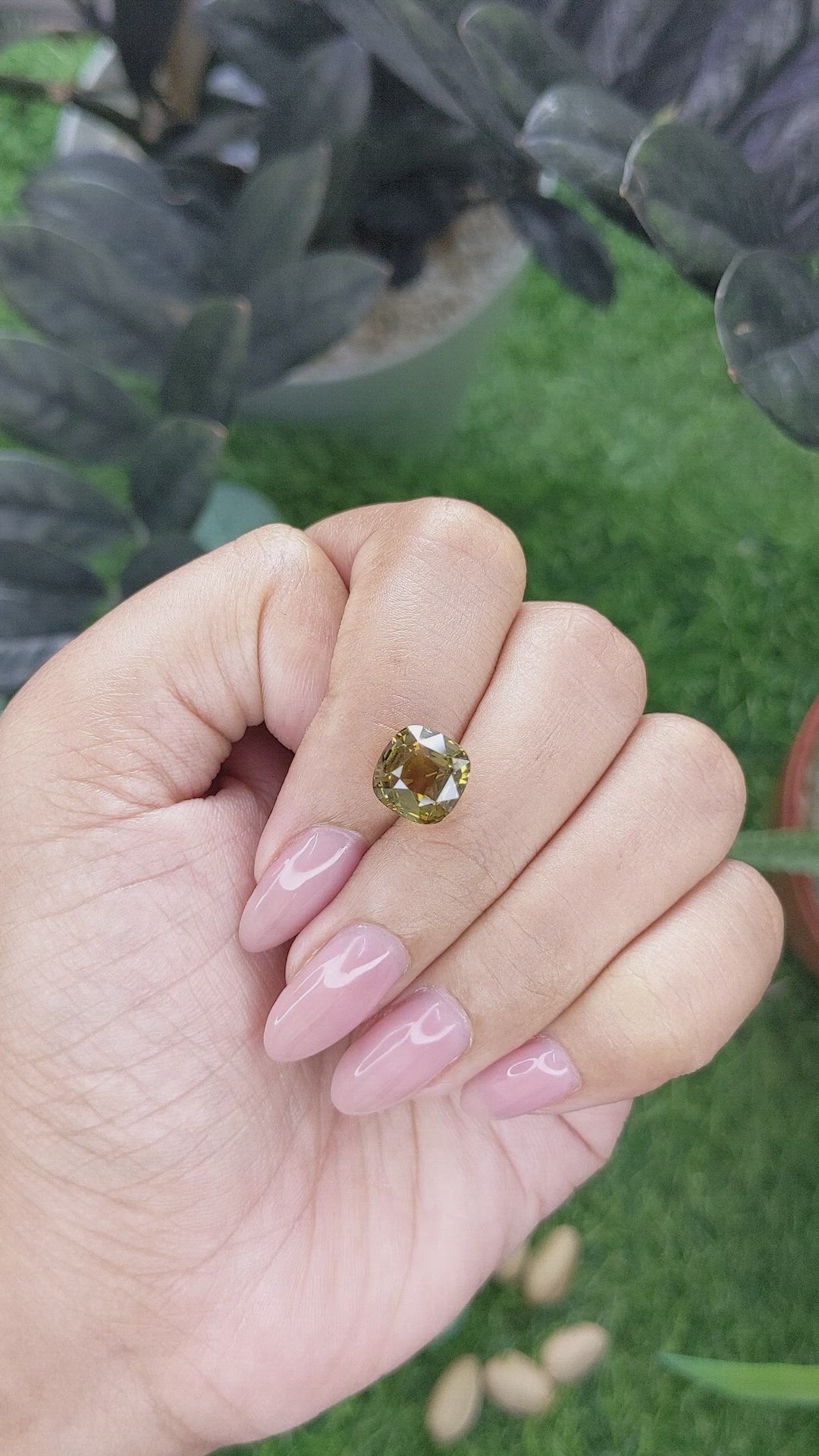 4.75 Ct. Greenish Yellow Chrysoberyl from Madagascar Size Video