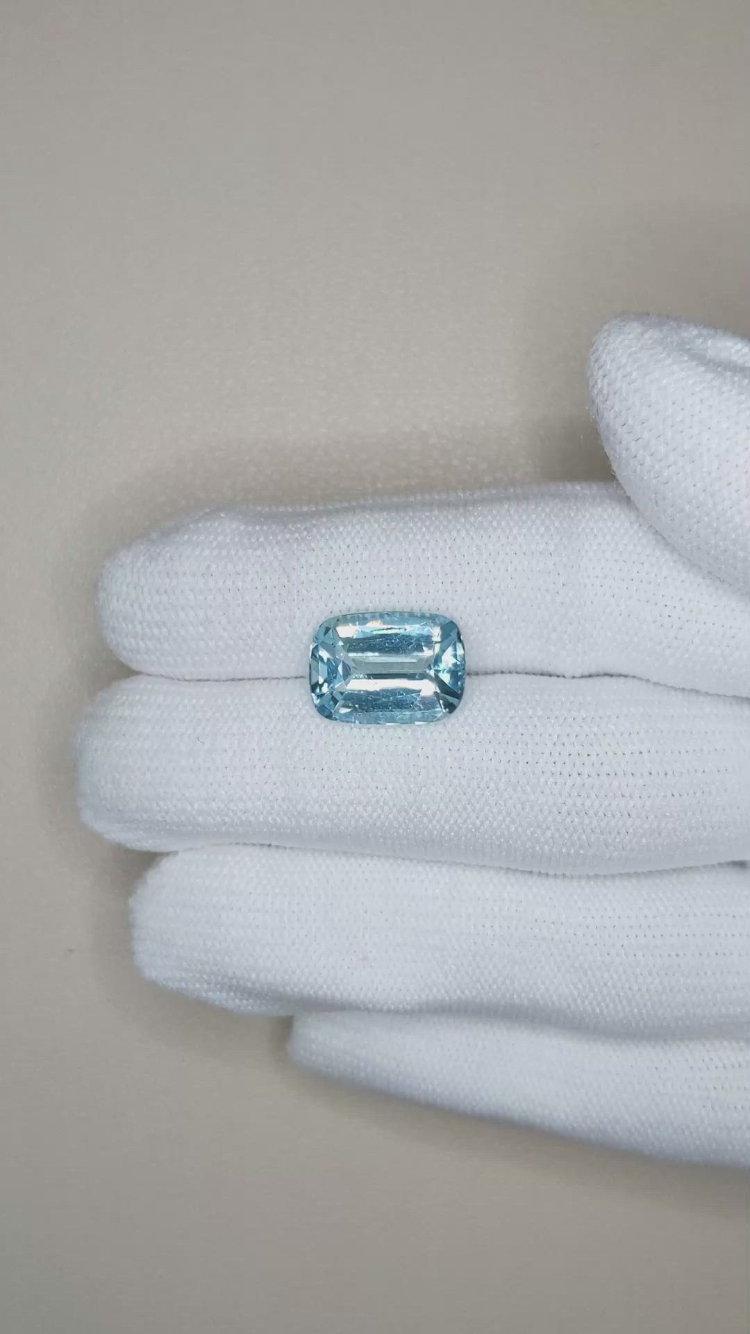 4.71 Ct. Blue Aquamarine from Brazil Size Video
