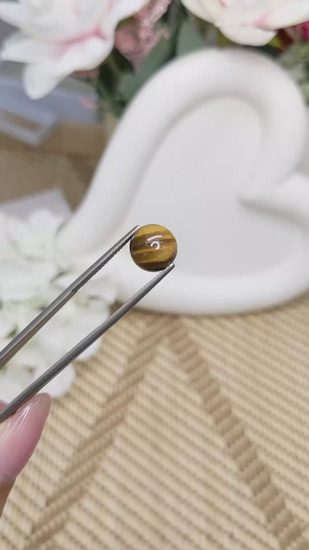 4.44 Ct. Cabochon Tiger's Eye from South Africa Size Video