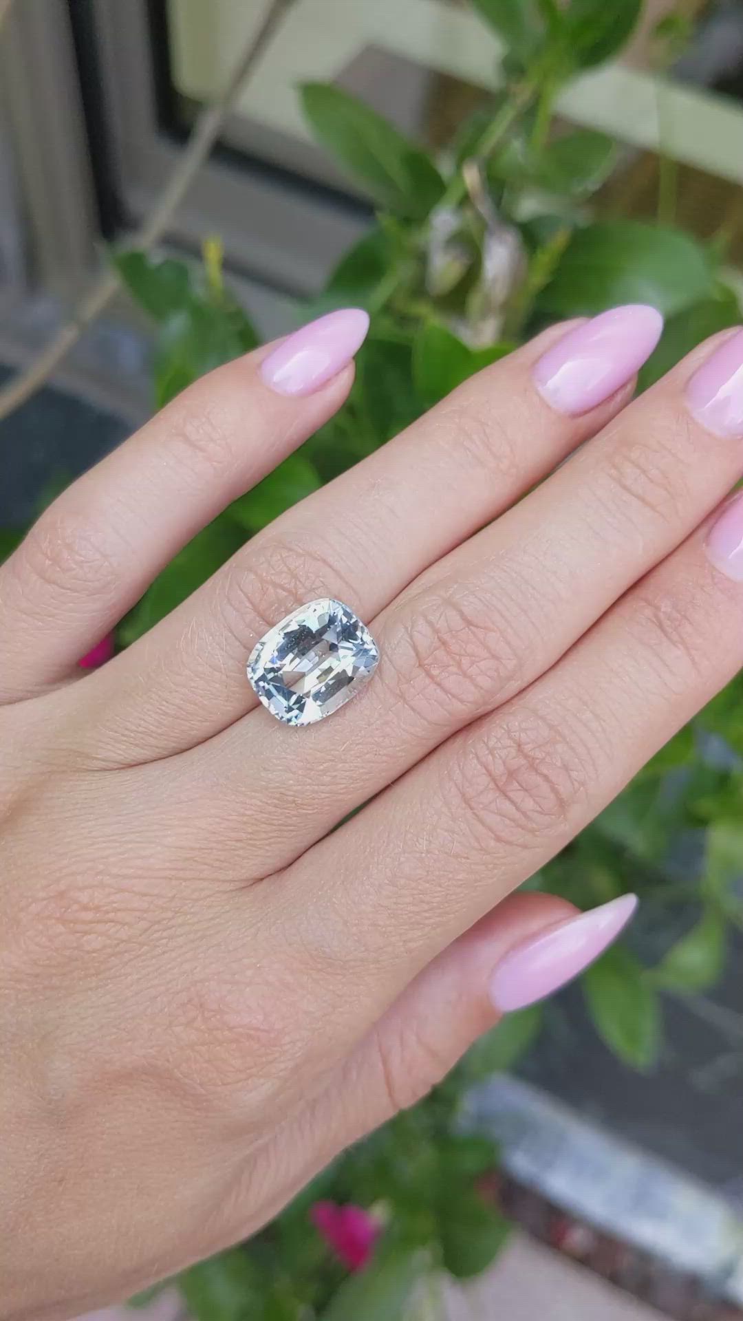 6.66 Ct. Aquamarine from Ceylon (Sri Lanka) Size Video