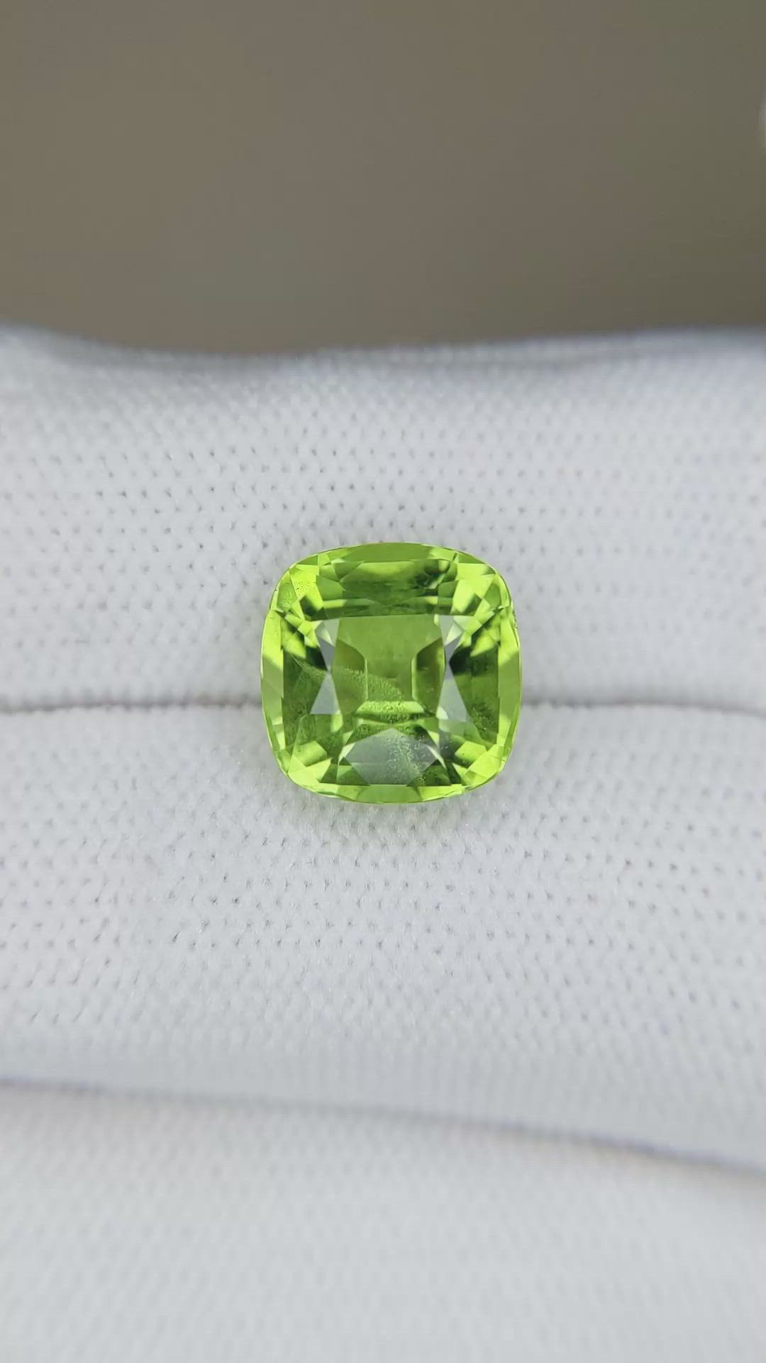 4.73 Ct. Yellowish Green Peridot from Pakistan Size Video