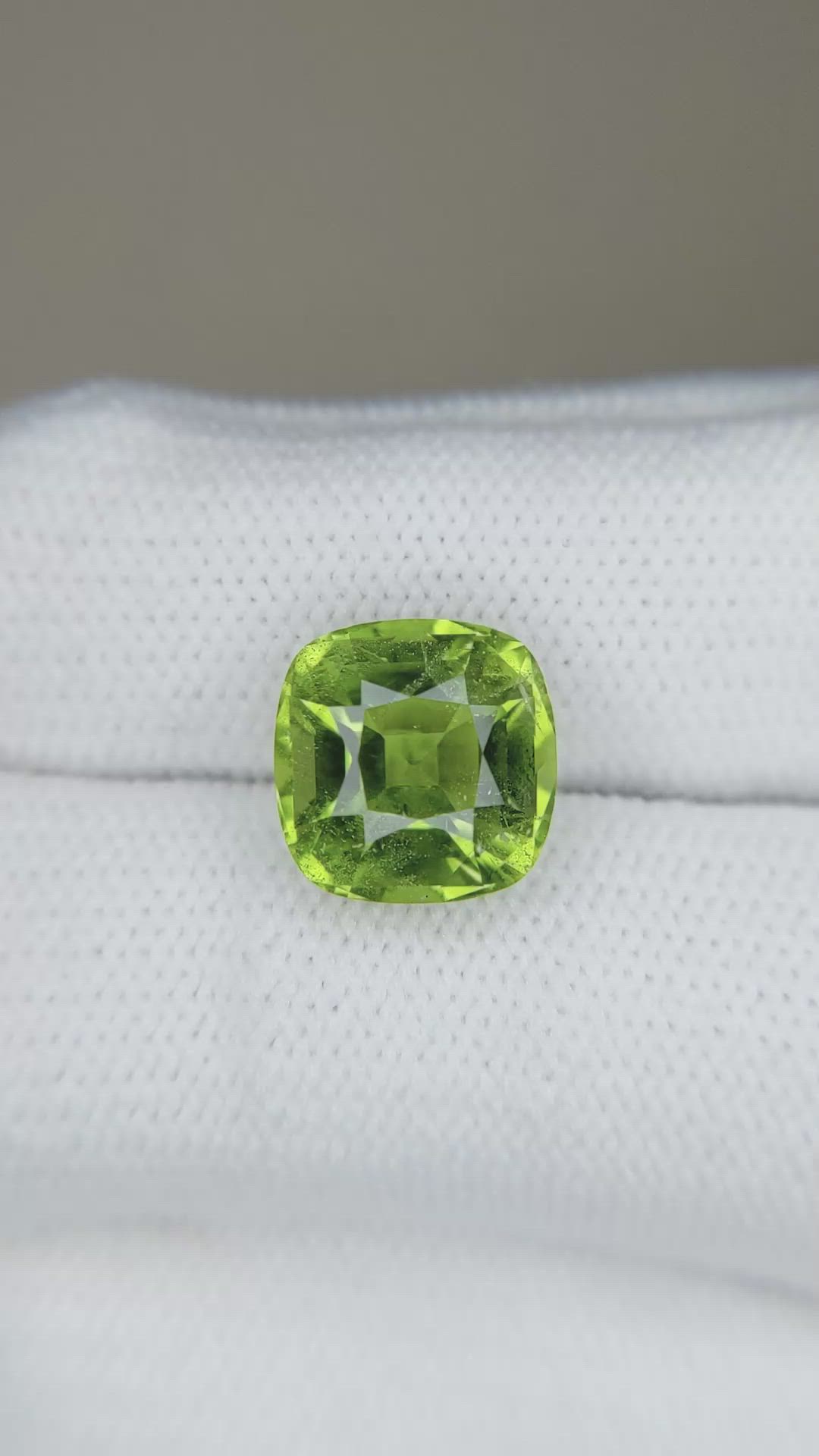 5.04 Ct. Yellowish Green Peridot from Pakistan Size Video