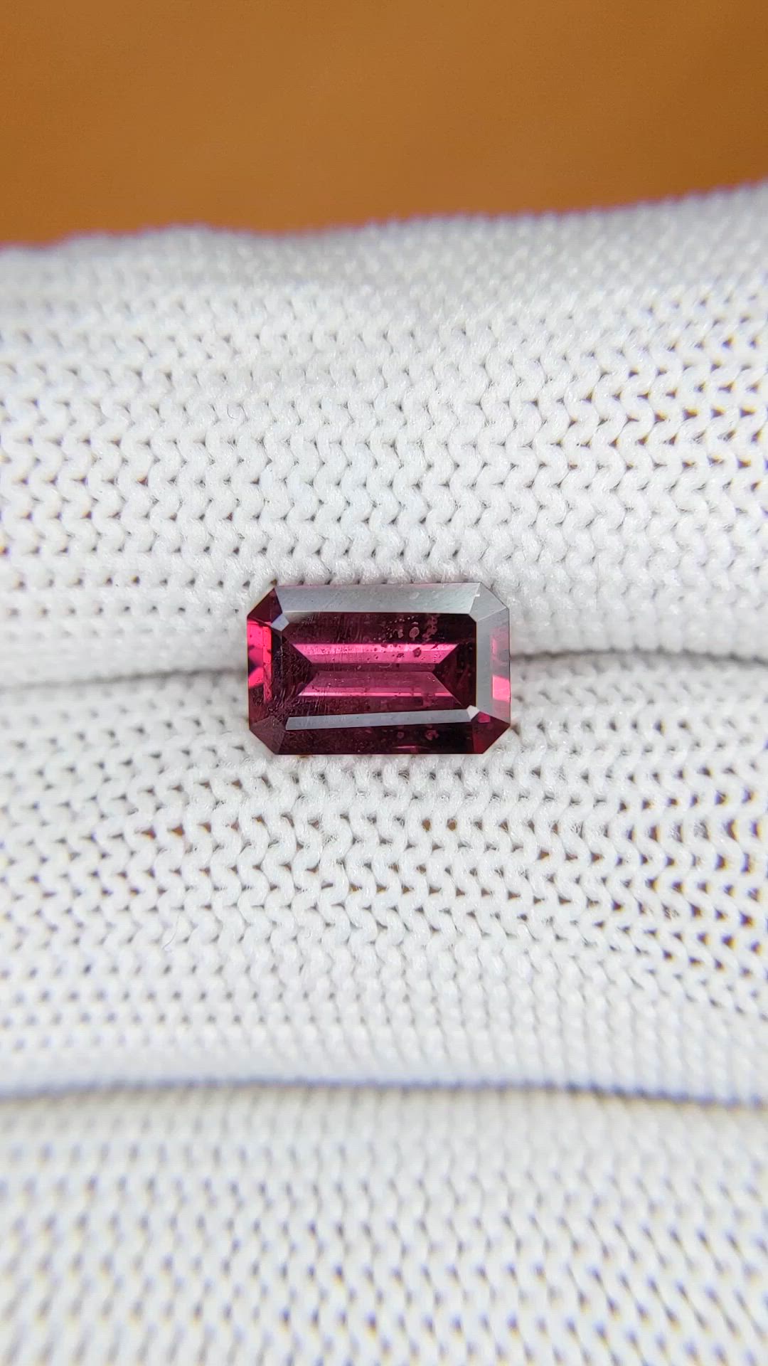 2.14 Ct. Reddish Pink Garnet from Ceylon (Sri Lanka) Size Video