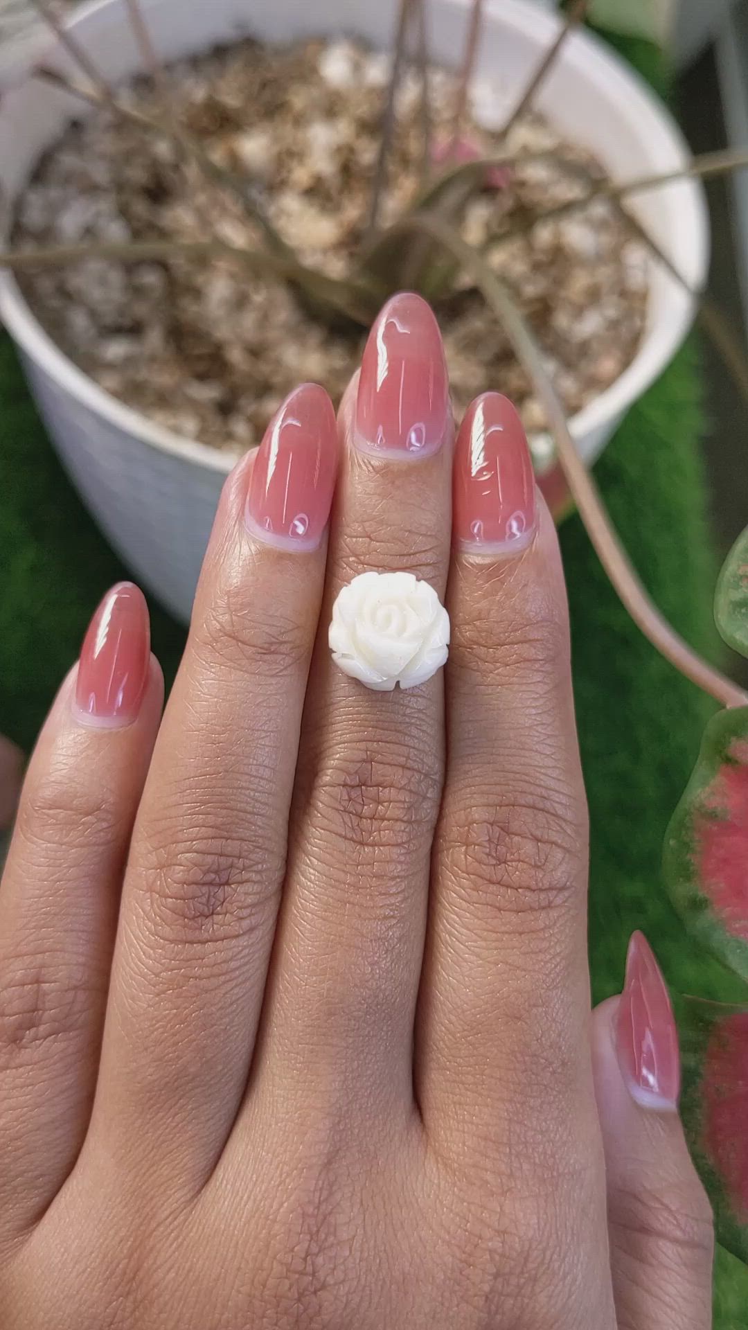 8.41 Ct. Salmon and White Coral from Italy Size Video