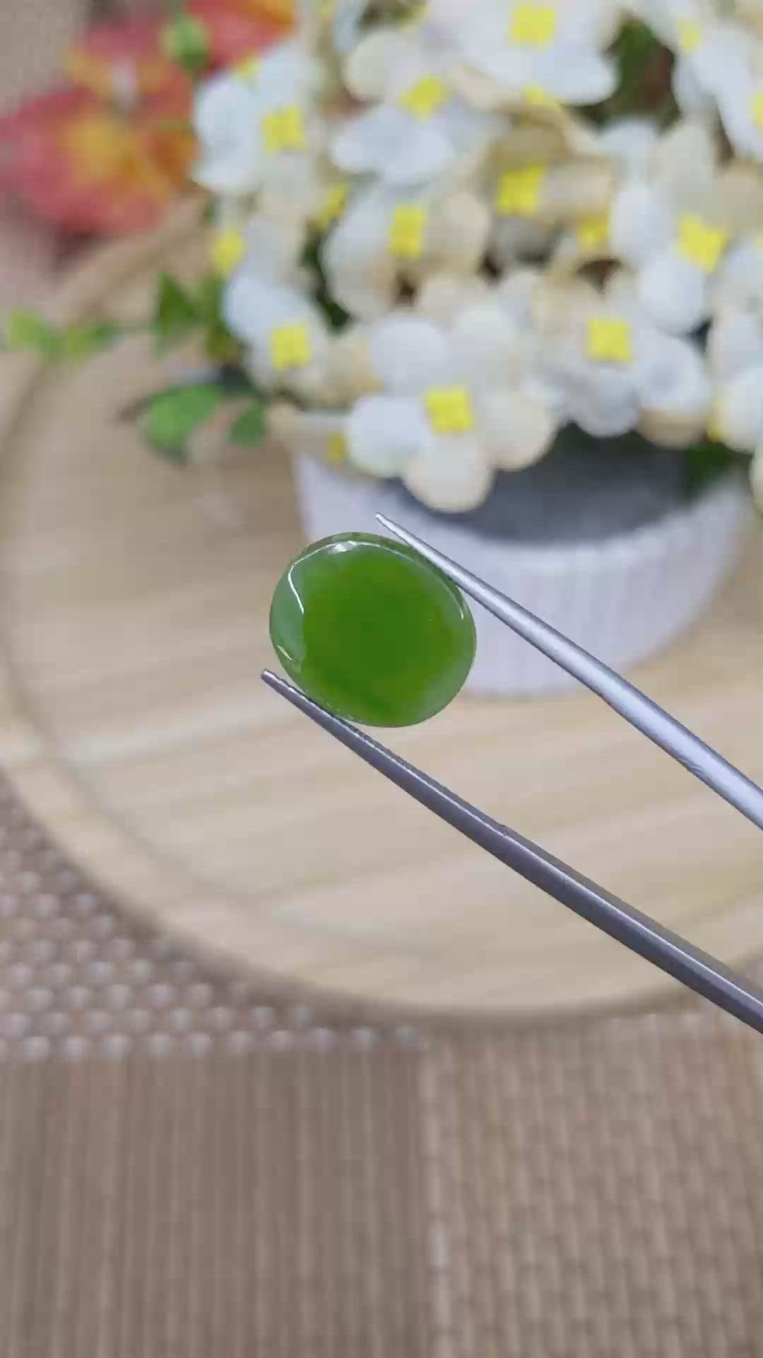 5.04 Ct. Green Jade from Burma (Myanmar) Size Video