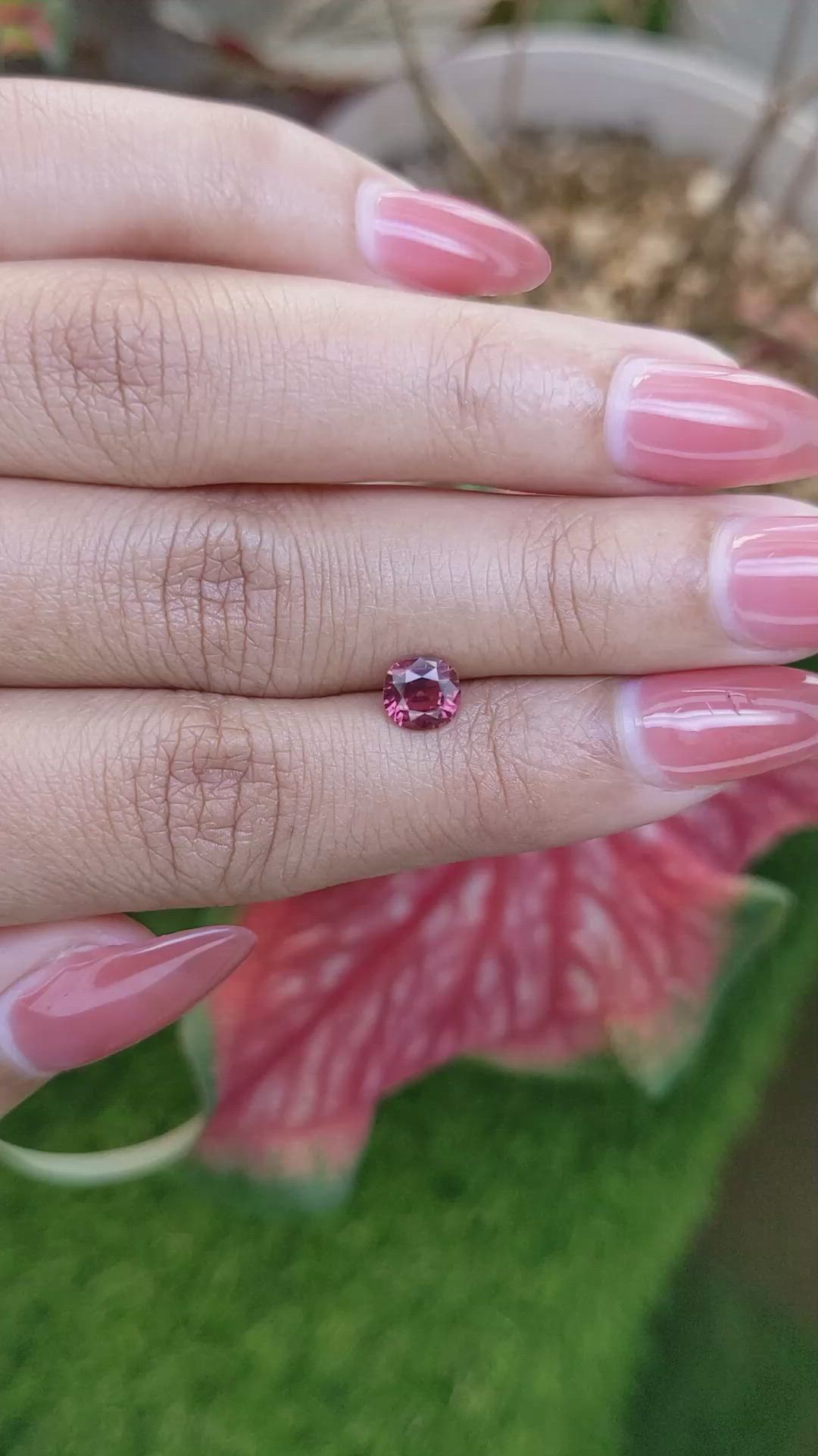 0.91 Ct. Pink Garnet from Ceylon (Sri Lanka) Size Video