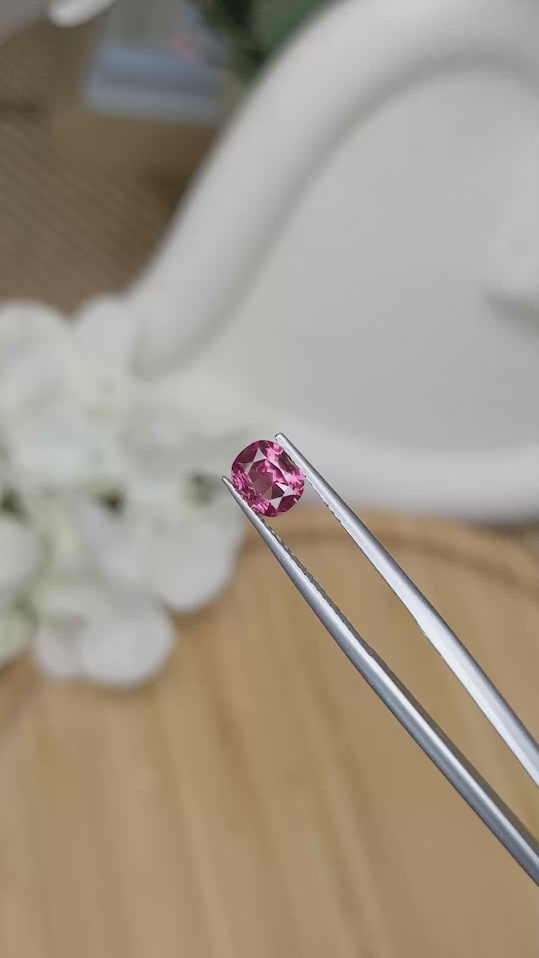 0.86 Ct. Purplish Pink Garnet from Ceylon (Sri Lanka) Size Video