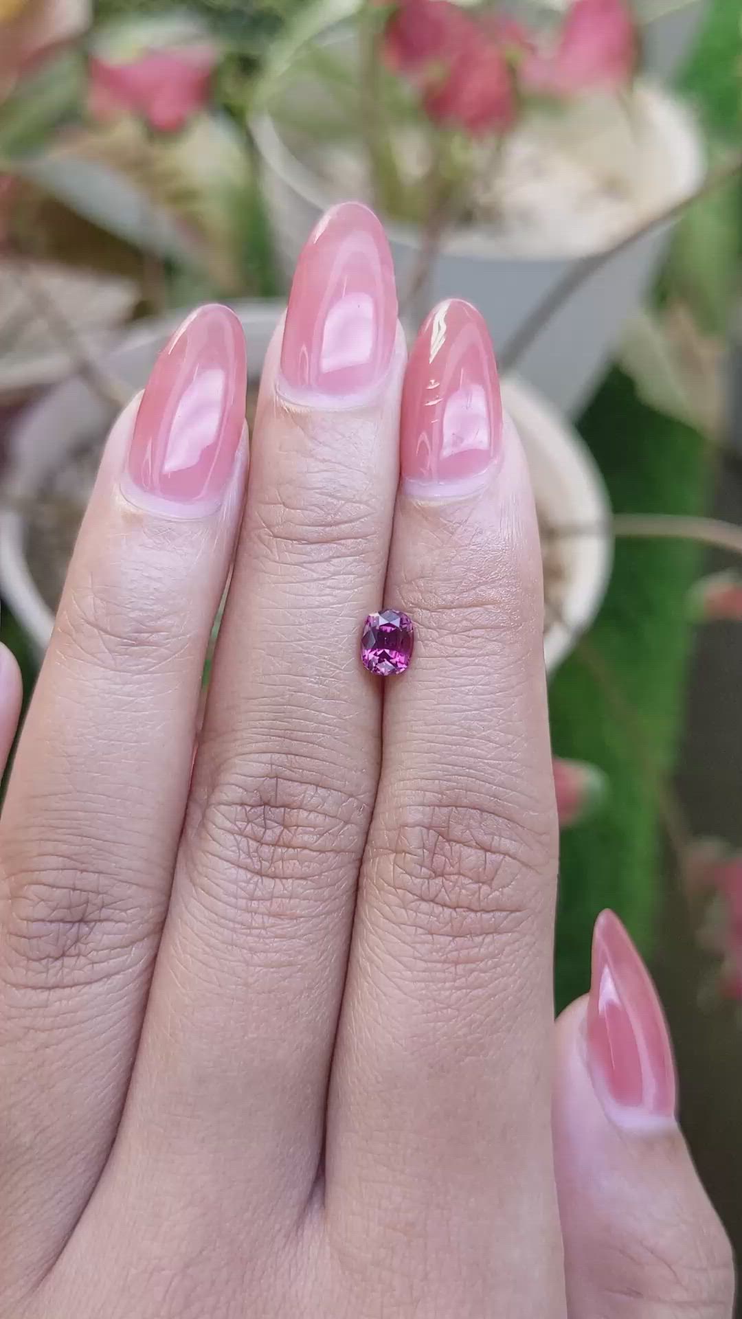 0.84 Ct. Purplish Pink Garnet from Ceylon (Sri Lanka) Size Video