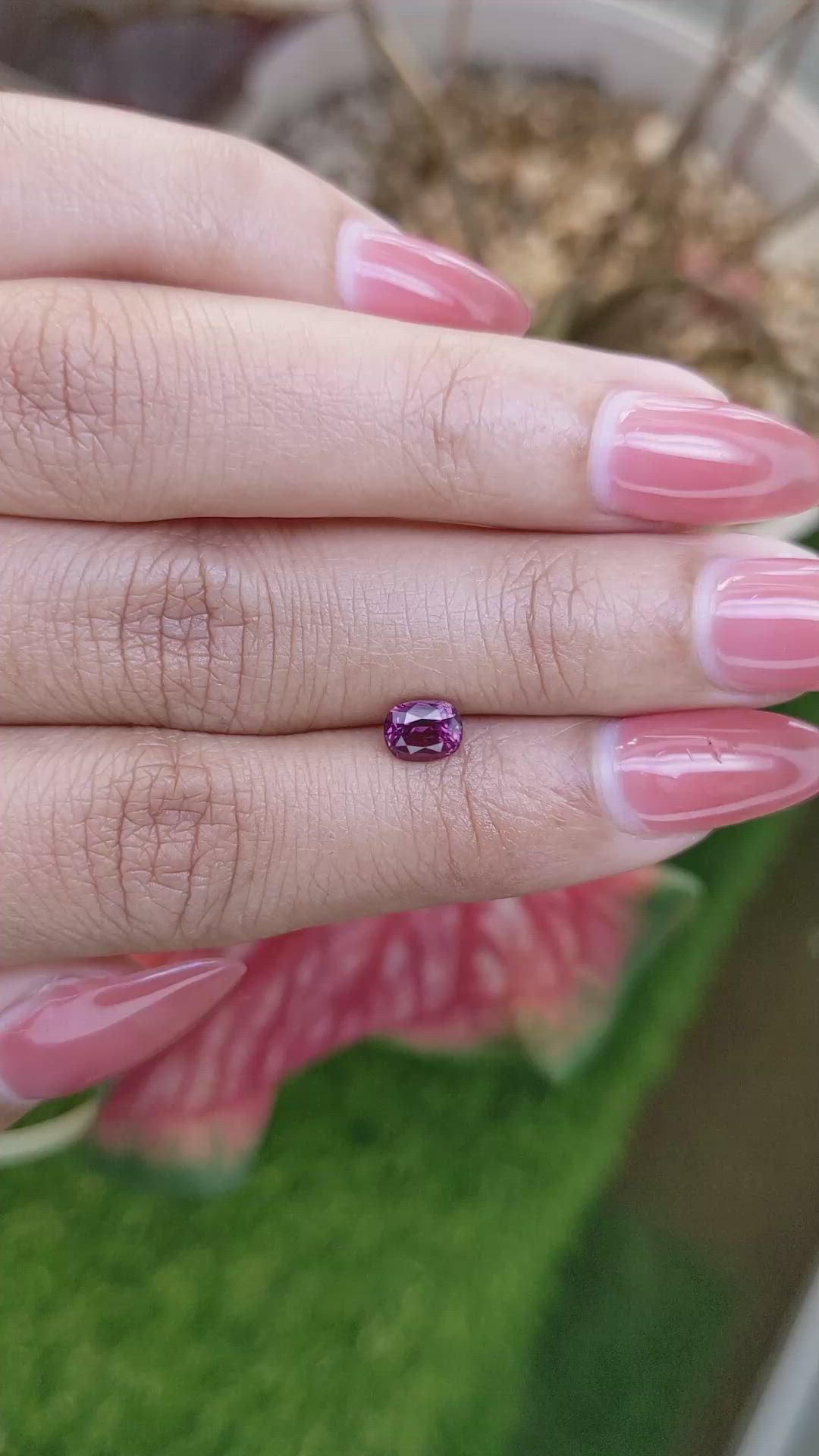 0.84 Ct. Purplish Pink Garnet from Ceylon (Sri Lanka) Size Video