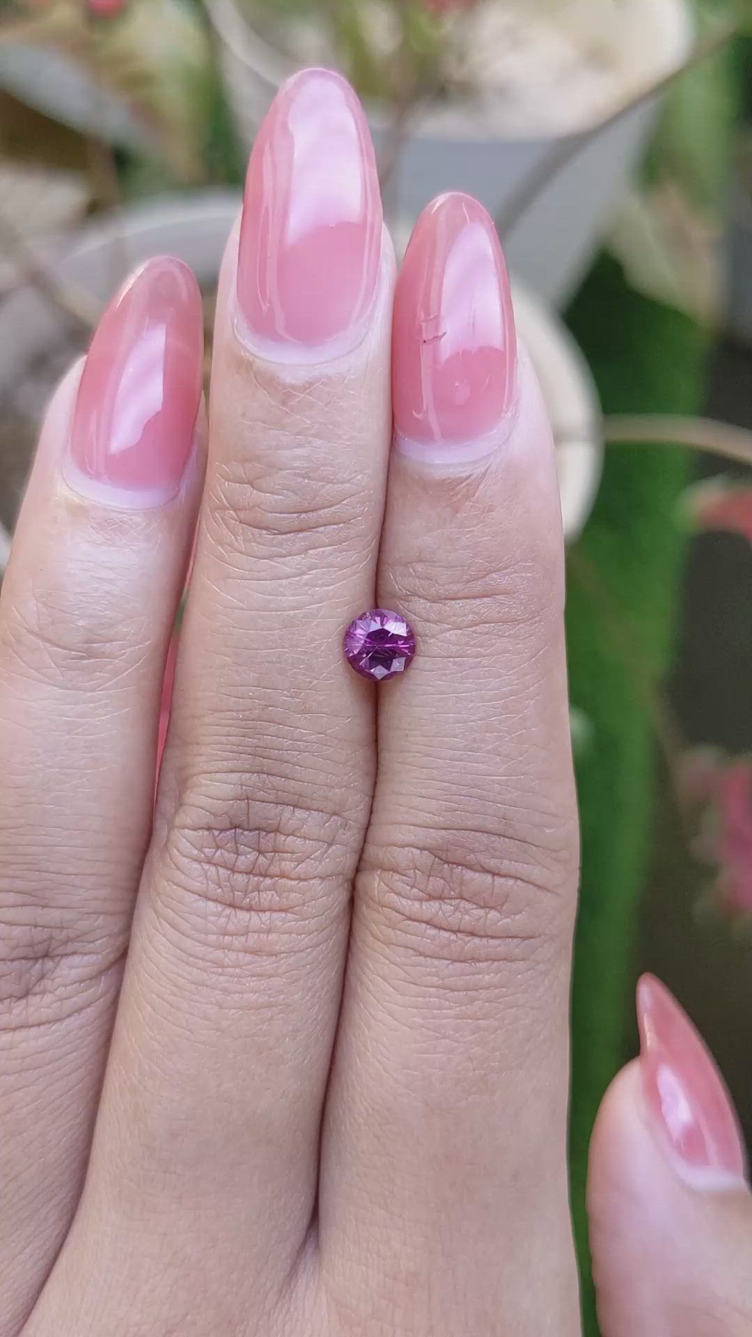 0.75 Ct. Pinkish Purple Garnet from Ceylon (Sri Lanka) Size Video