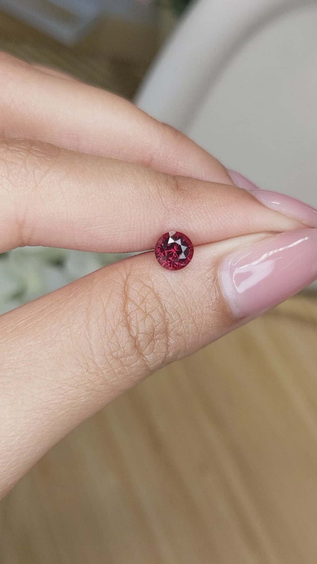 0.85 Ct. Pinkish Red Garnet from Ceylon (Sri Lanka) Size Video